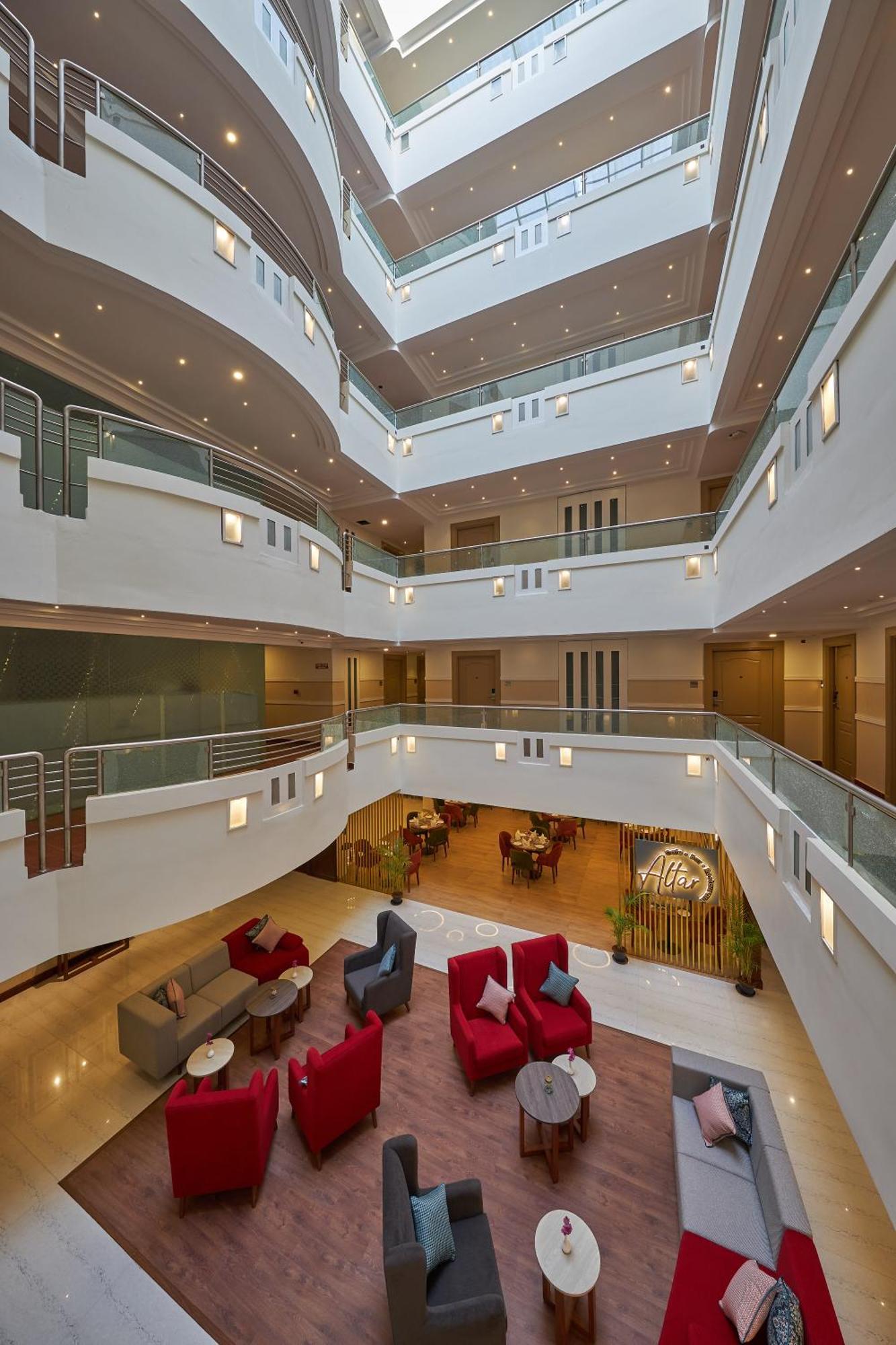 Tulip Koramangala Hotel 4*