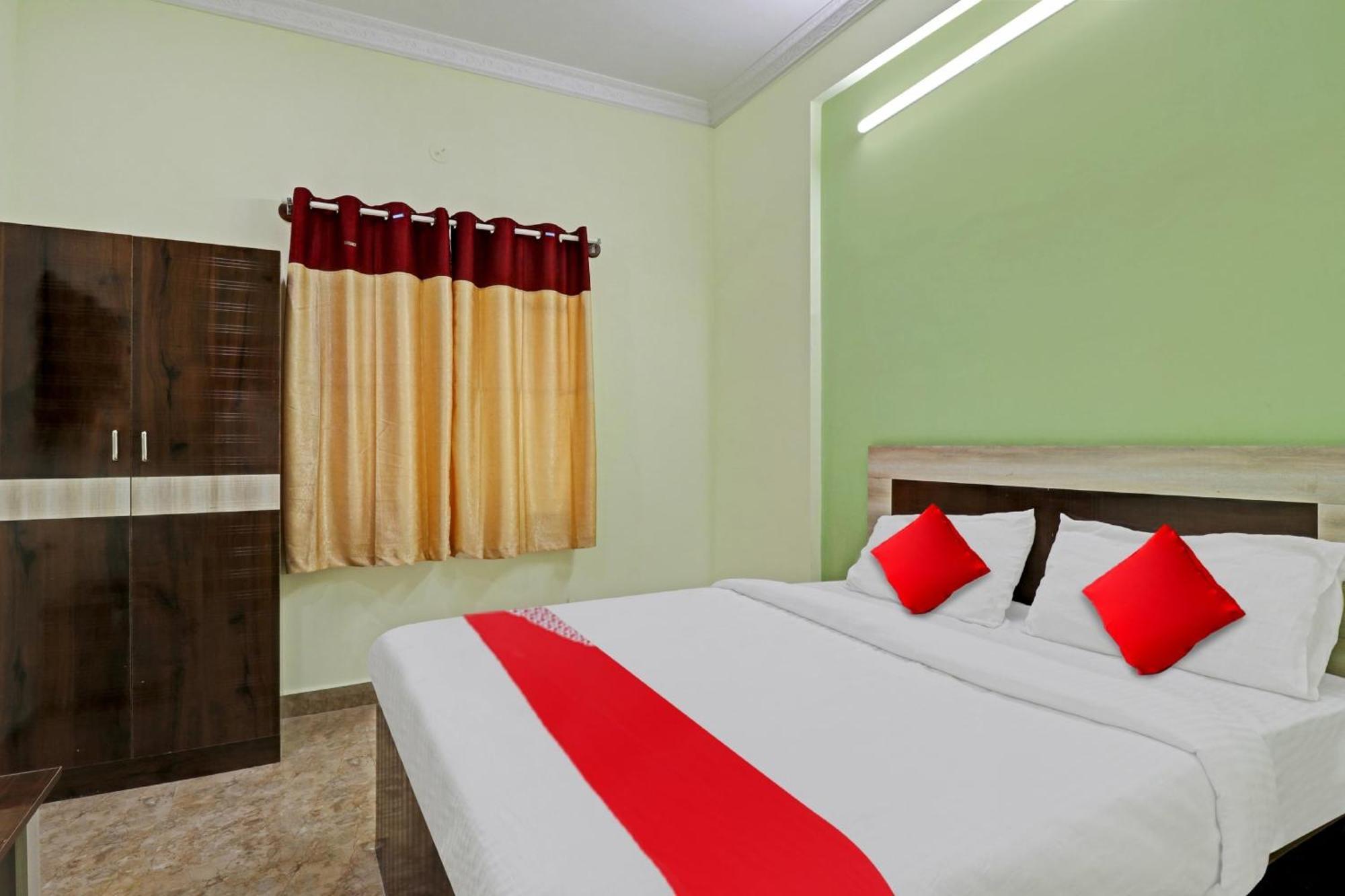 O Skyspace Near Hare Krishna Hill Hotel 4*