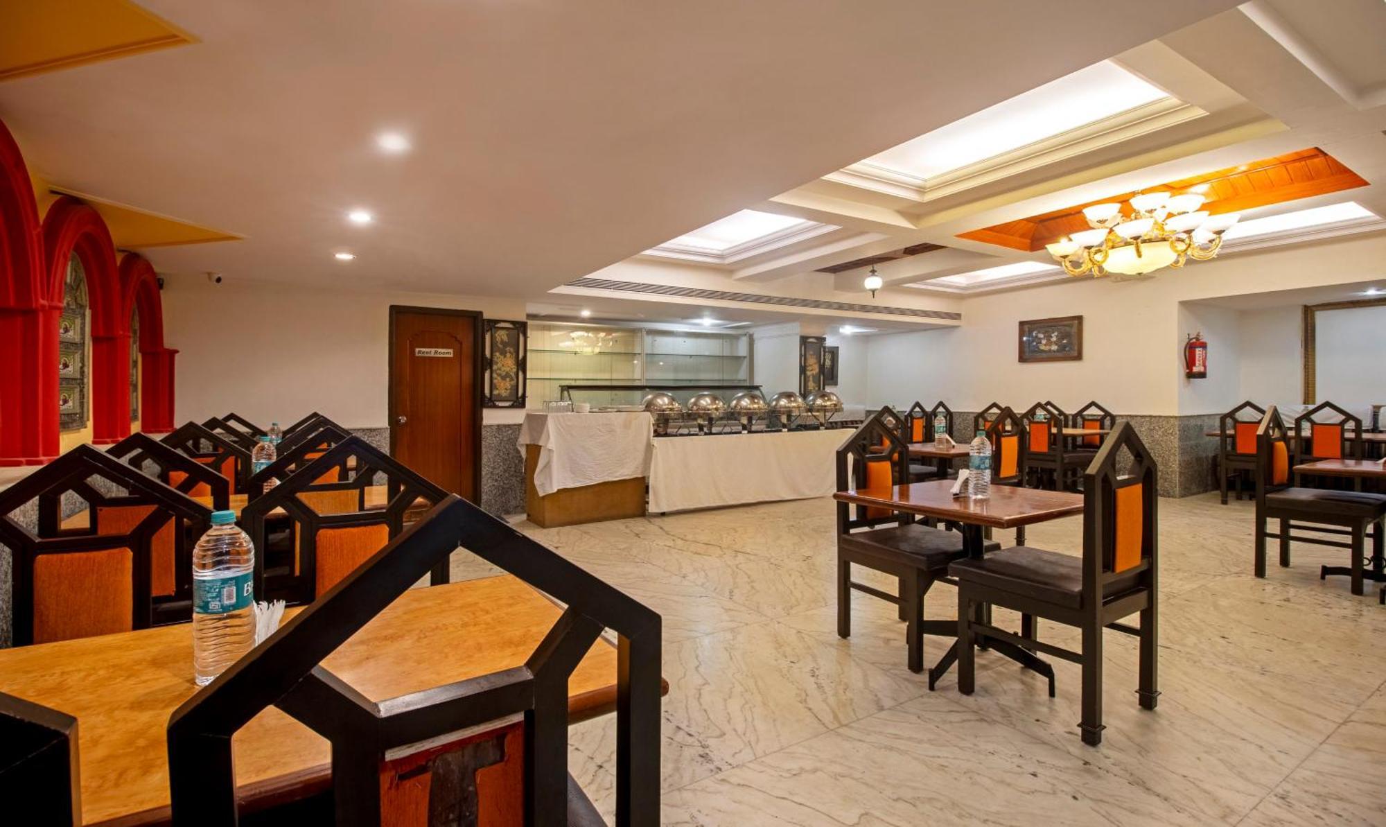 Hotel Seven Olives By Mystic 4*