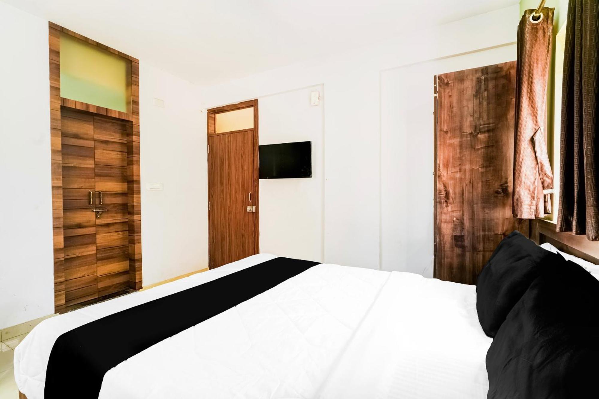 O High Bar Boarding And Lodging Hotel
