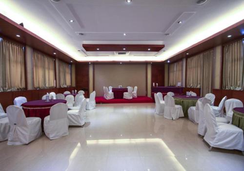 Bisque Magaji Orchid - Near Majestic Railway Station Bangalore