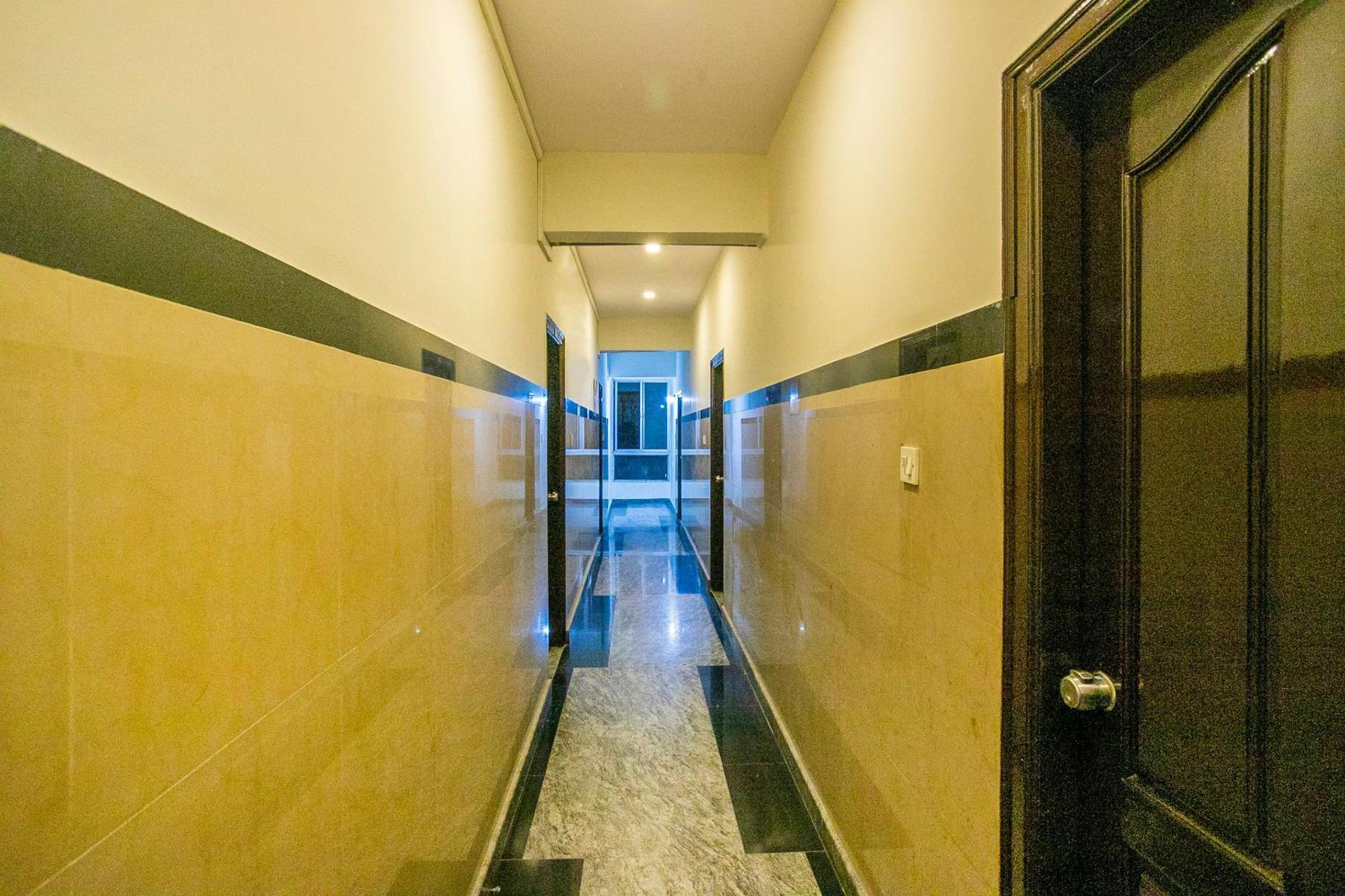 O Gks Residency Hotel