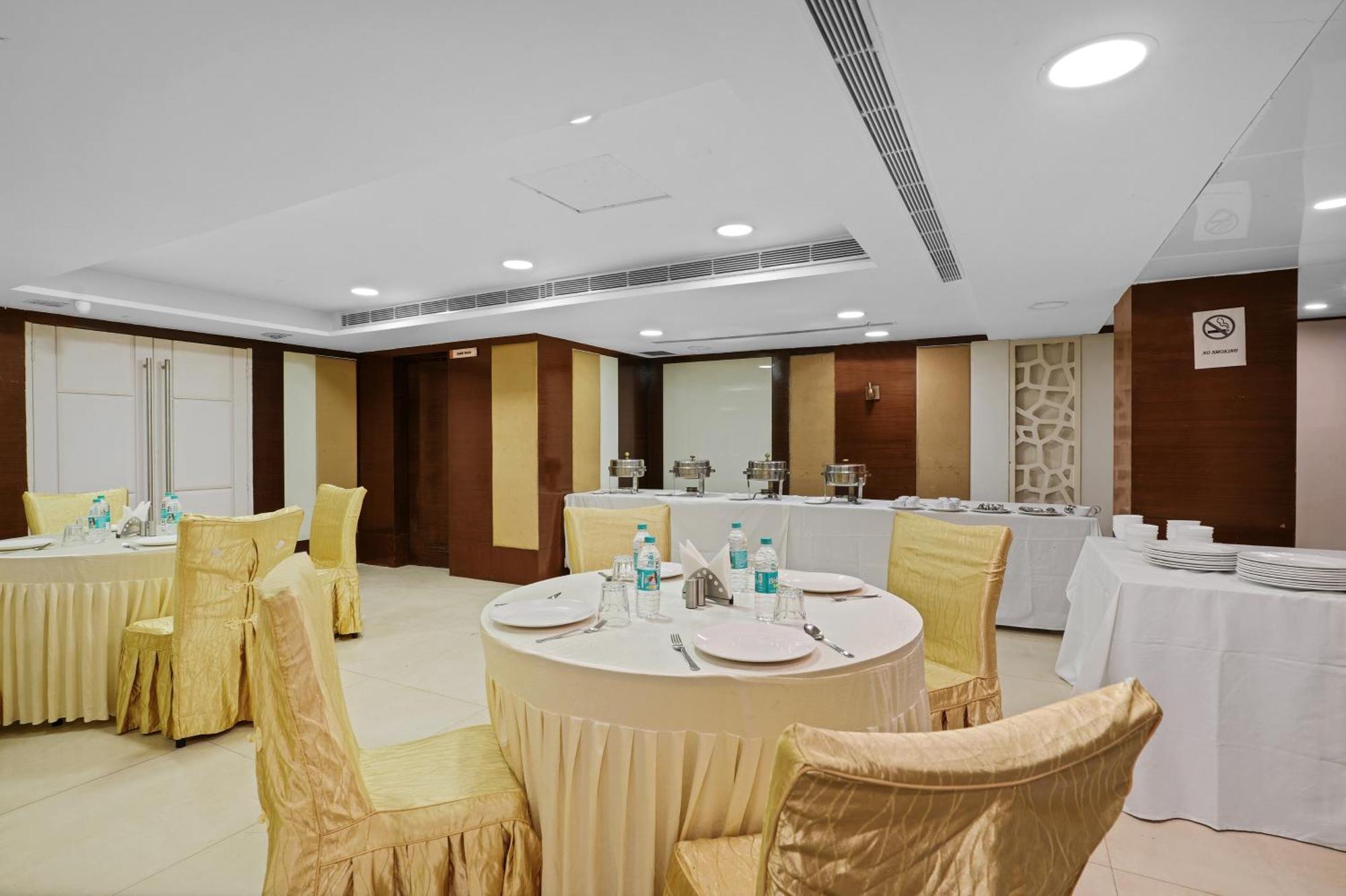 Treebo Jagadish Hotel, Jayanagar 3* Bangalore