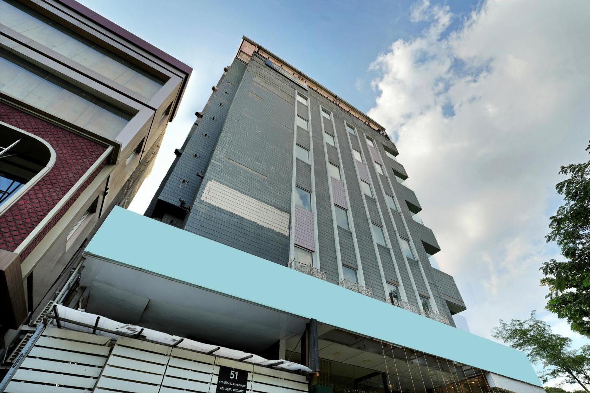 Treebo Jagadish Hotel, Jayanagar Bangalore