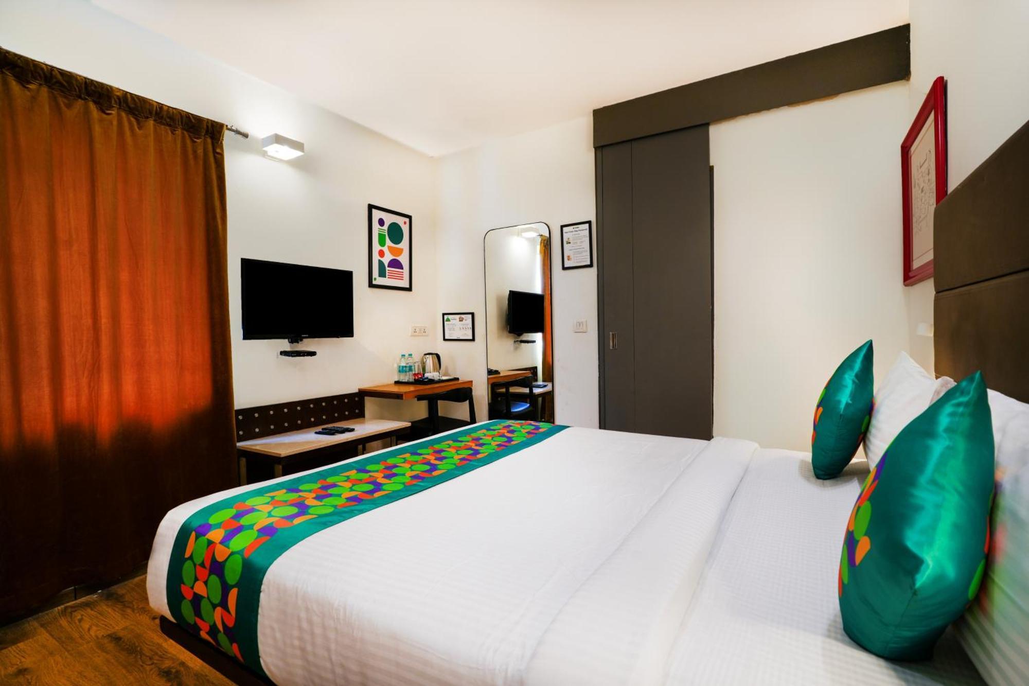 Treebo Jagadish Hotel, Jayanagar
