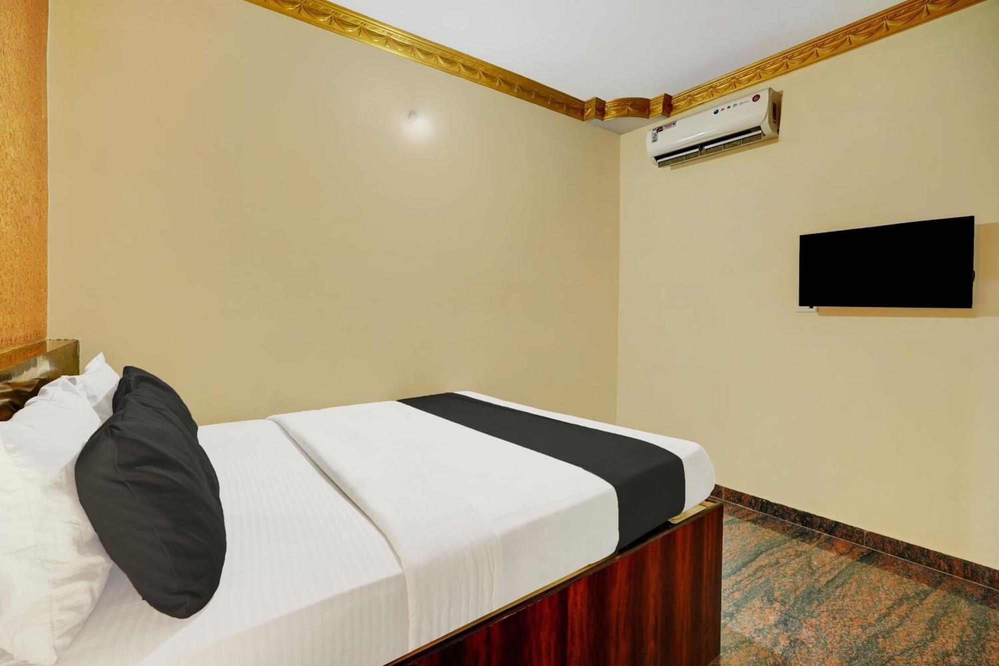 Hotel O Emara Executive Bangalore