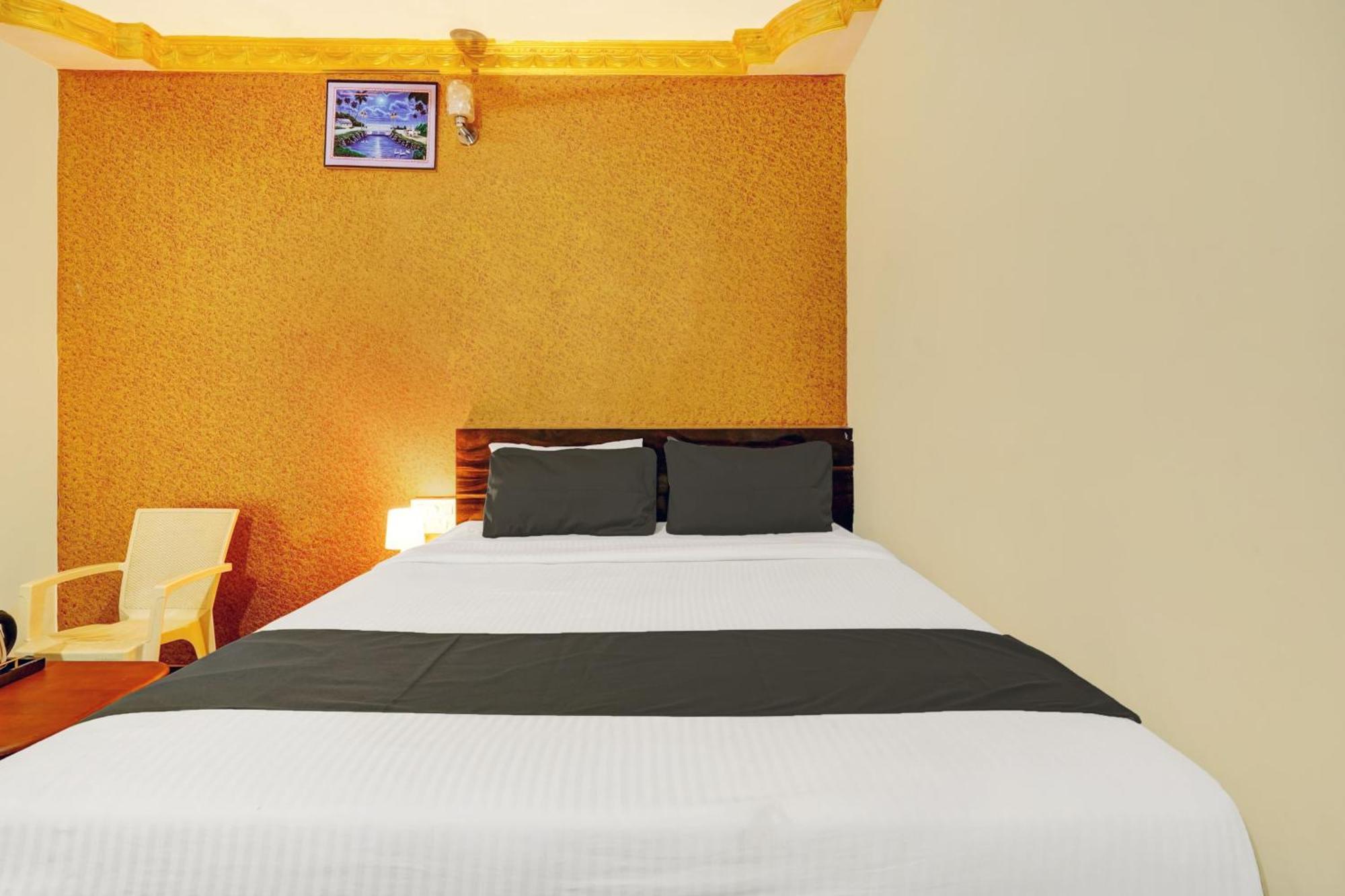 Hotel O Emara Executive Bangalore