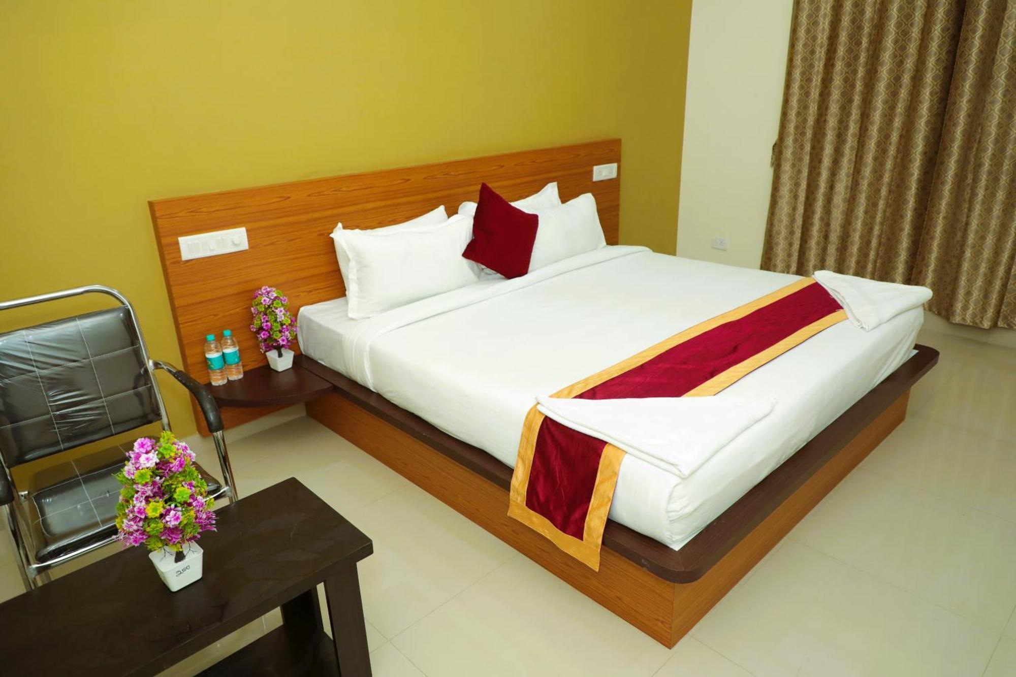Hotel Shri Durga International