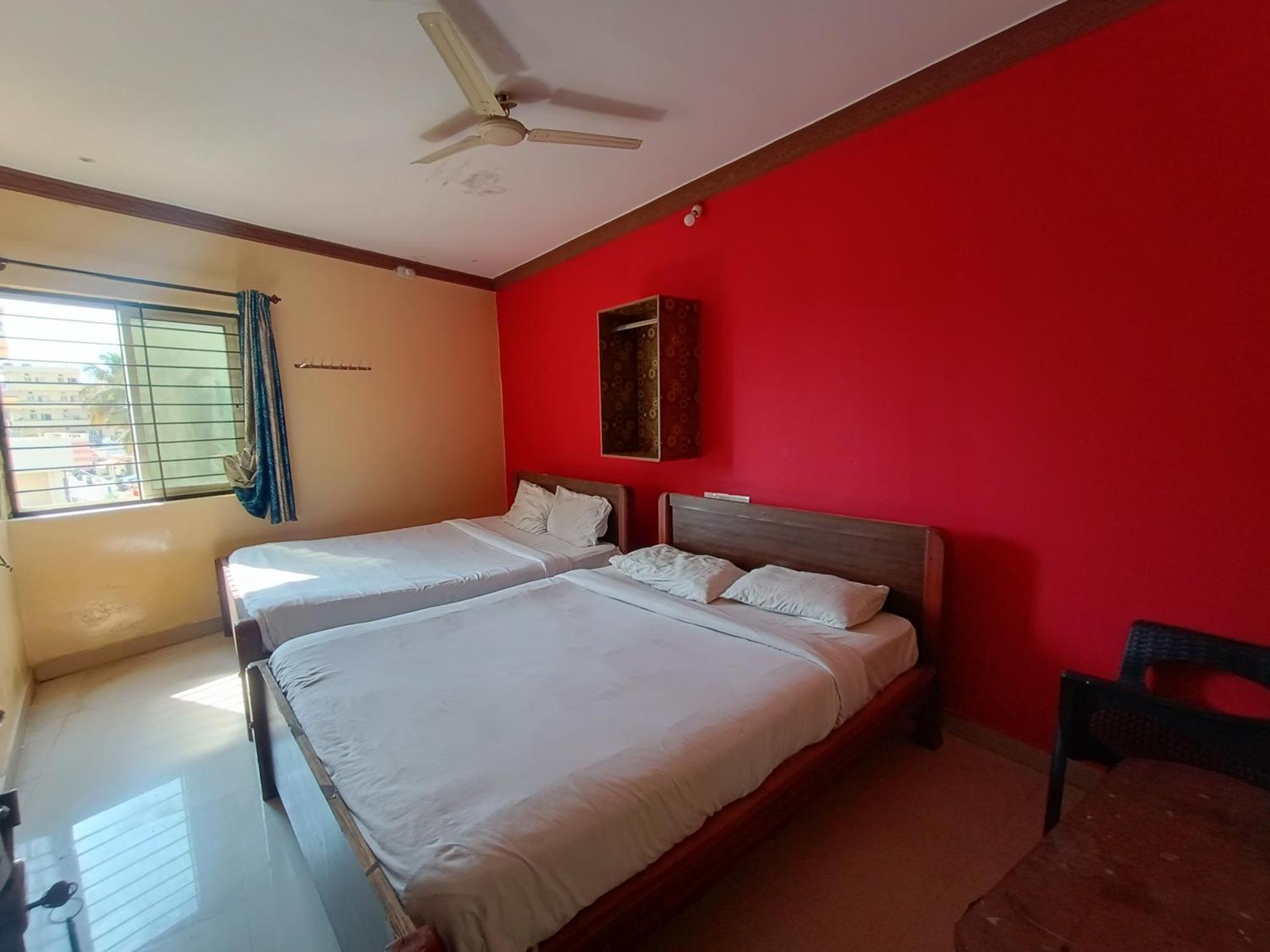 Hotel Malnad Grand