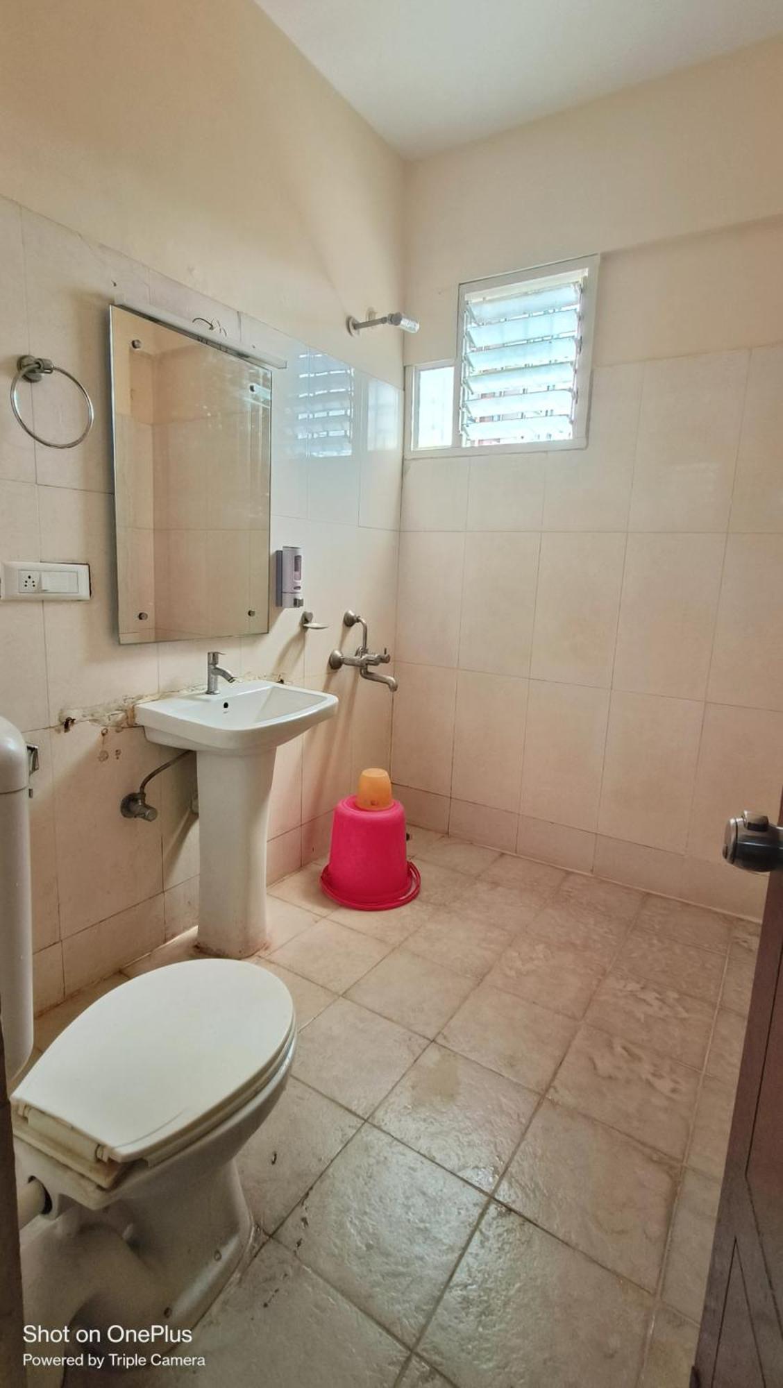 Classic Comforts Hotel 2*