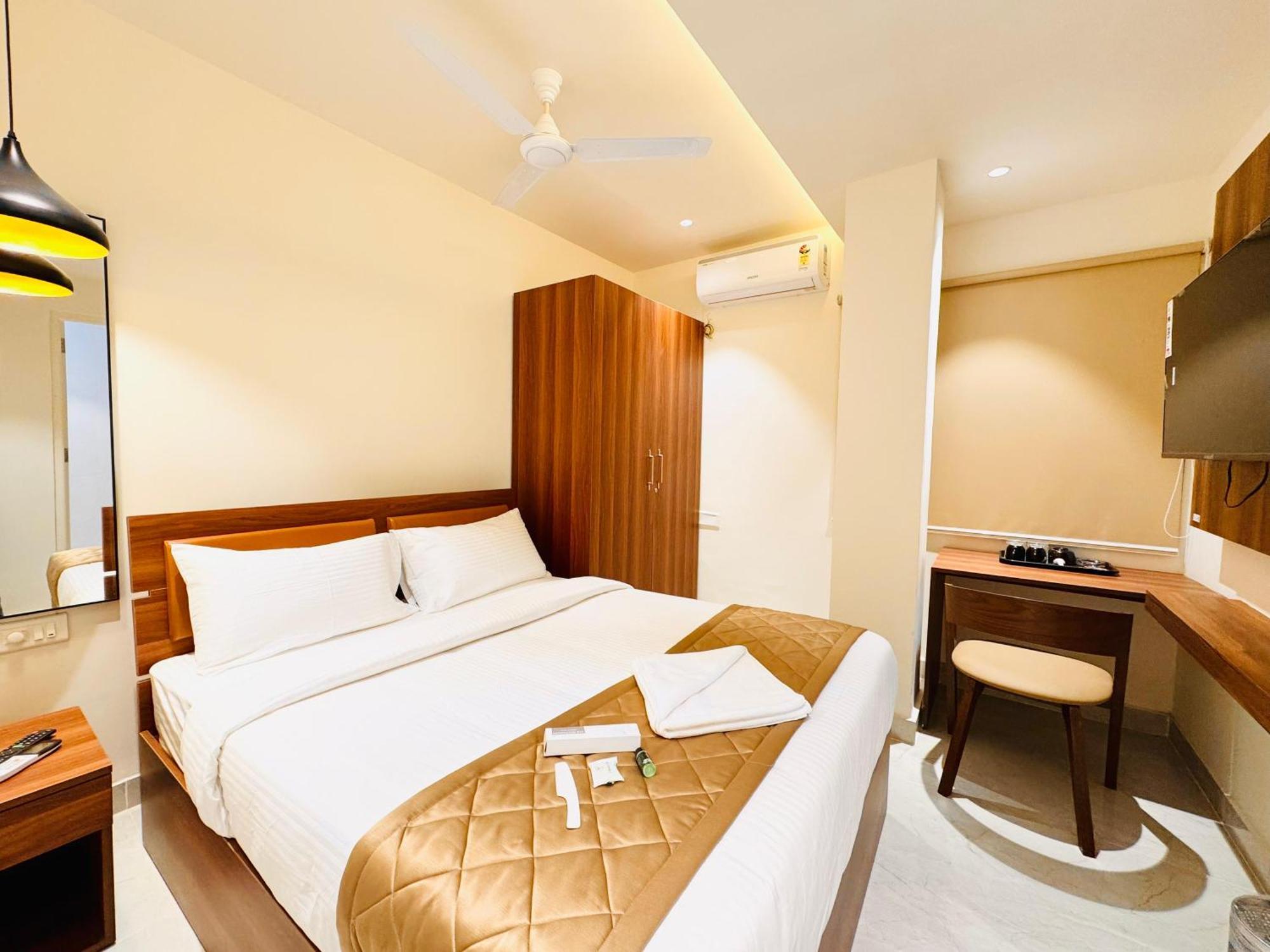Star Avenue - Indiranagar Hotel 3*