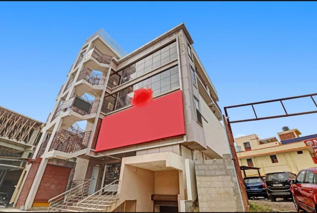 Hotel Ss Residency