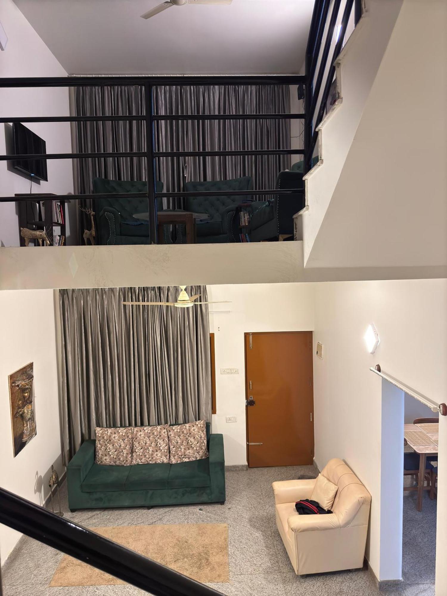 Oak Villa *