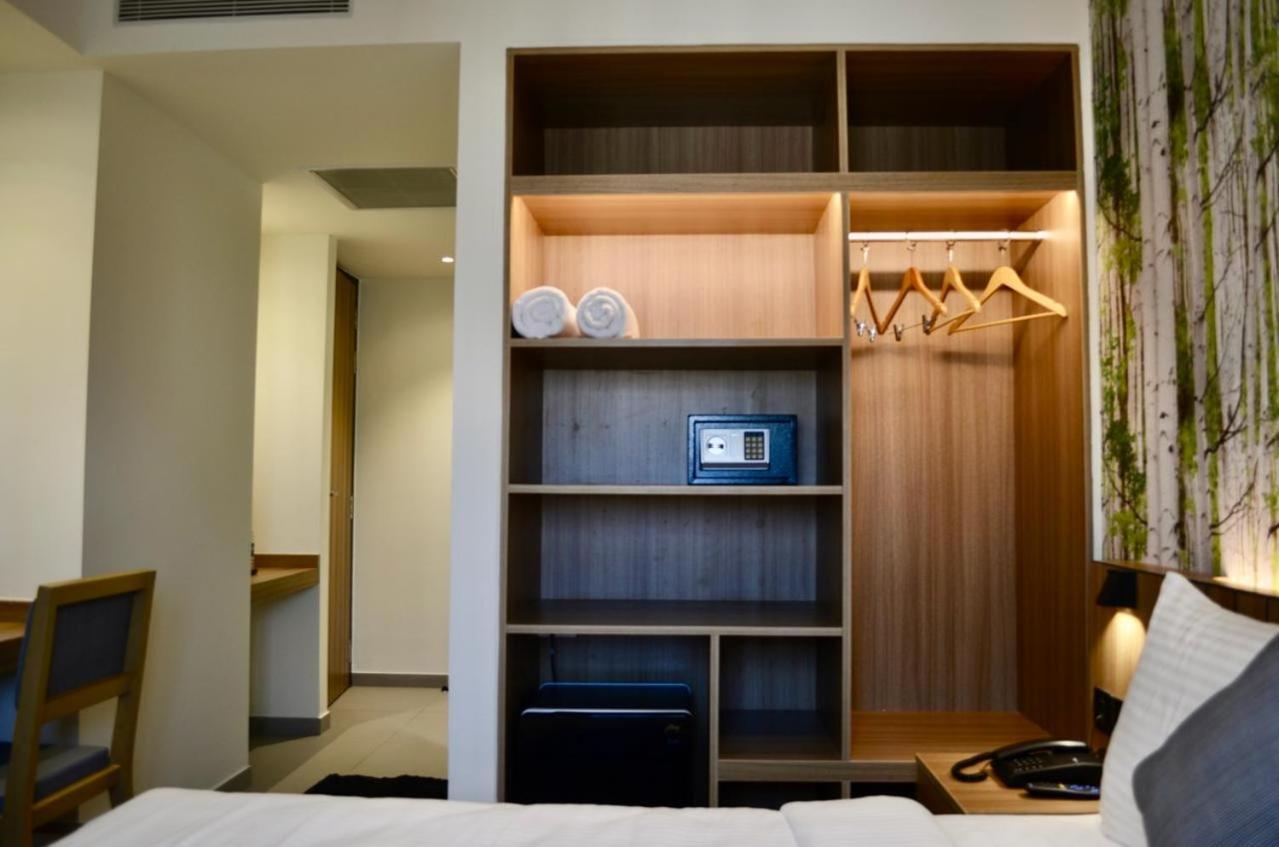City Lake Hotel 3* Bangalore