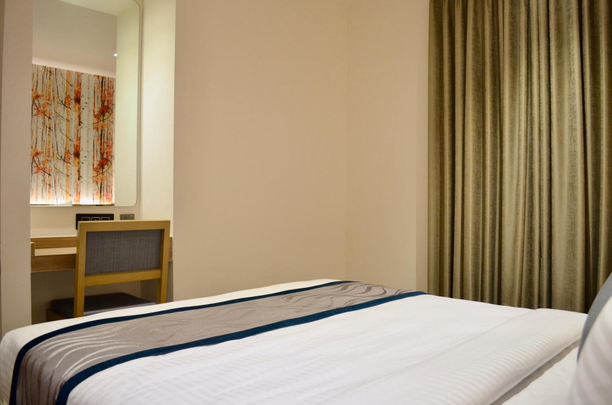 Hotel City Lake Hotel Bangalore