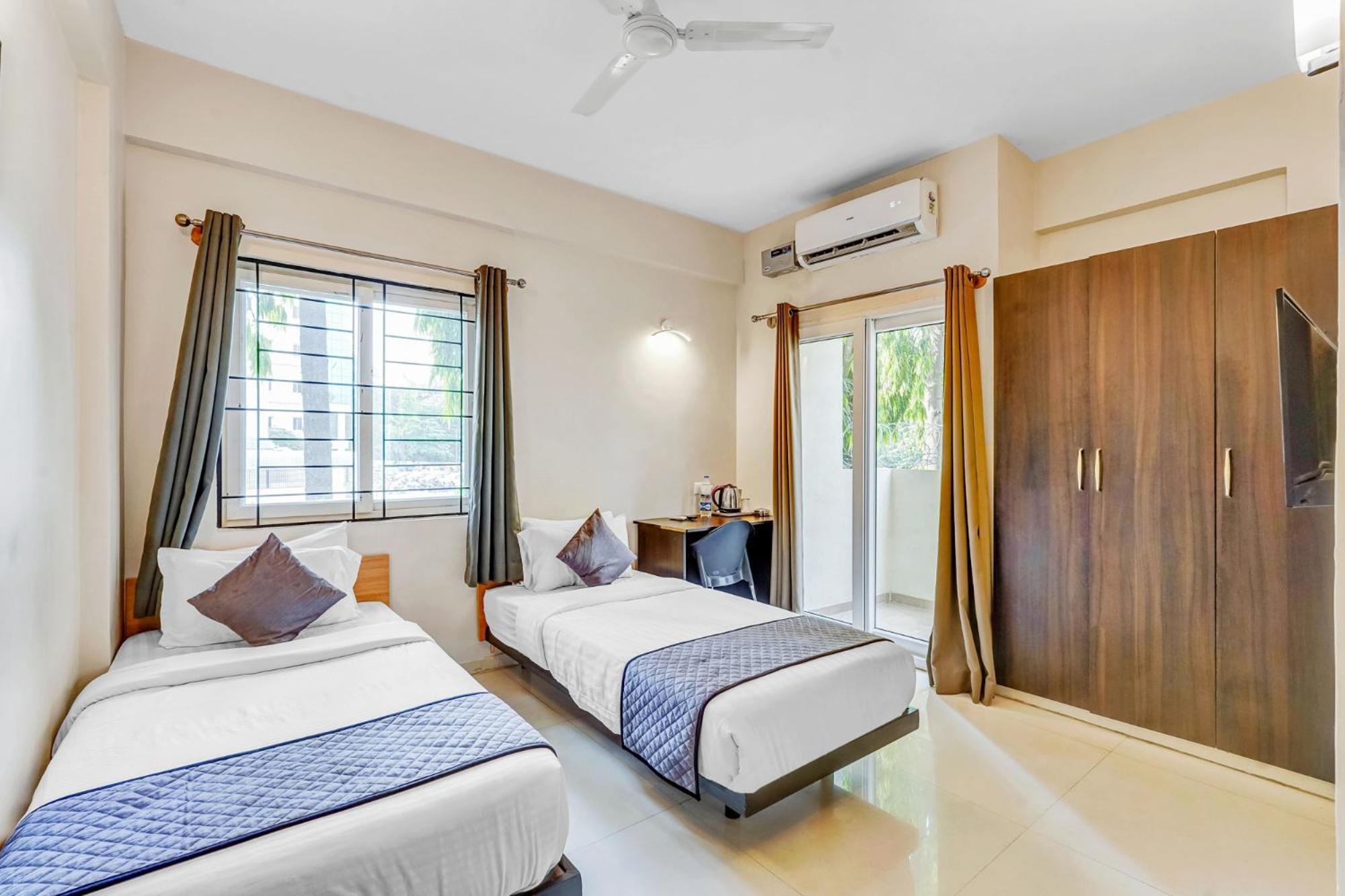 Hotel Upar Nearby Bagmane Tech Park 2*