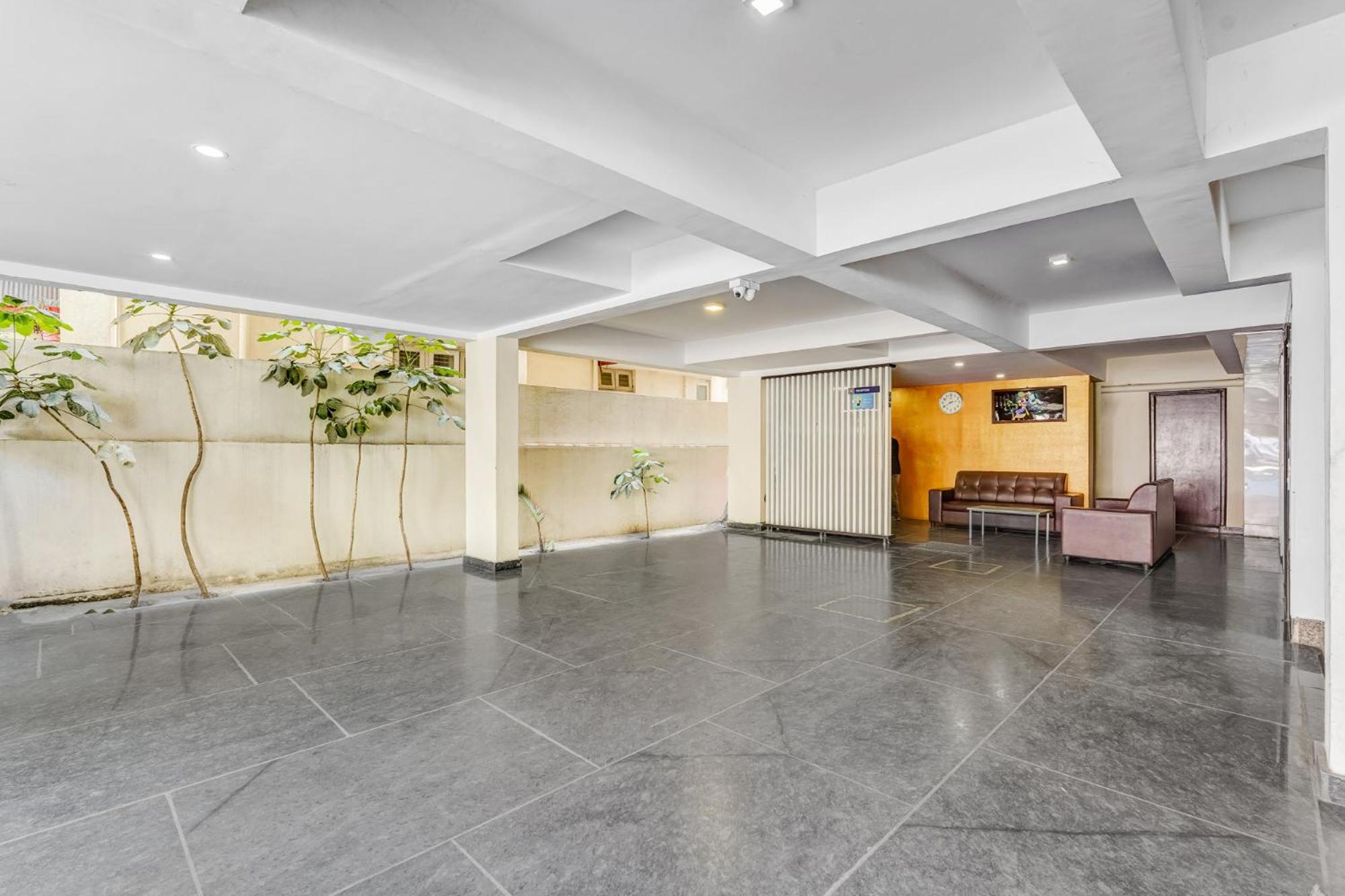 Upar Nearby Bagmane Tech Park Hotel Bangalore
