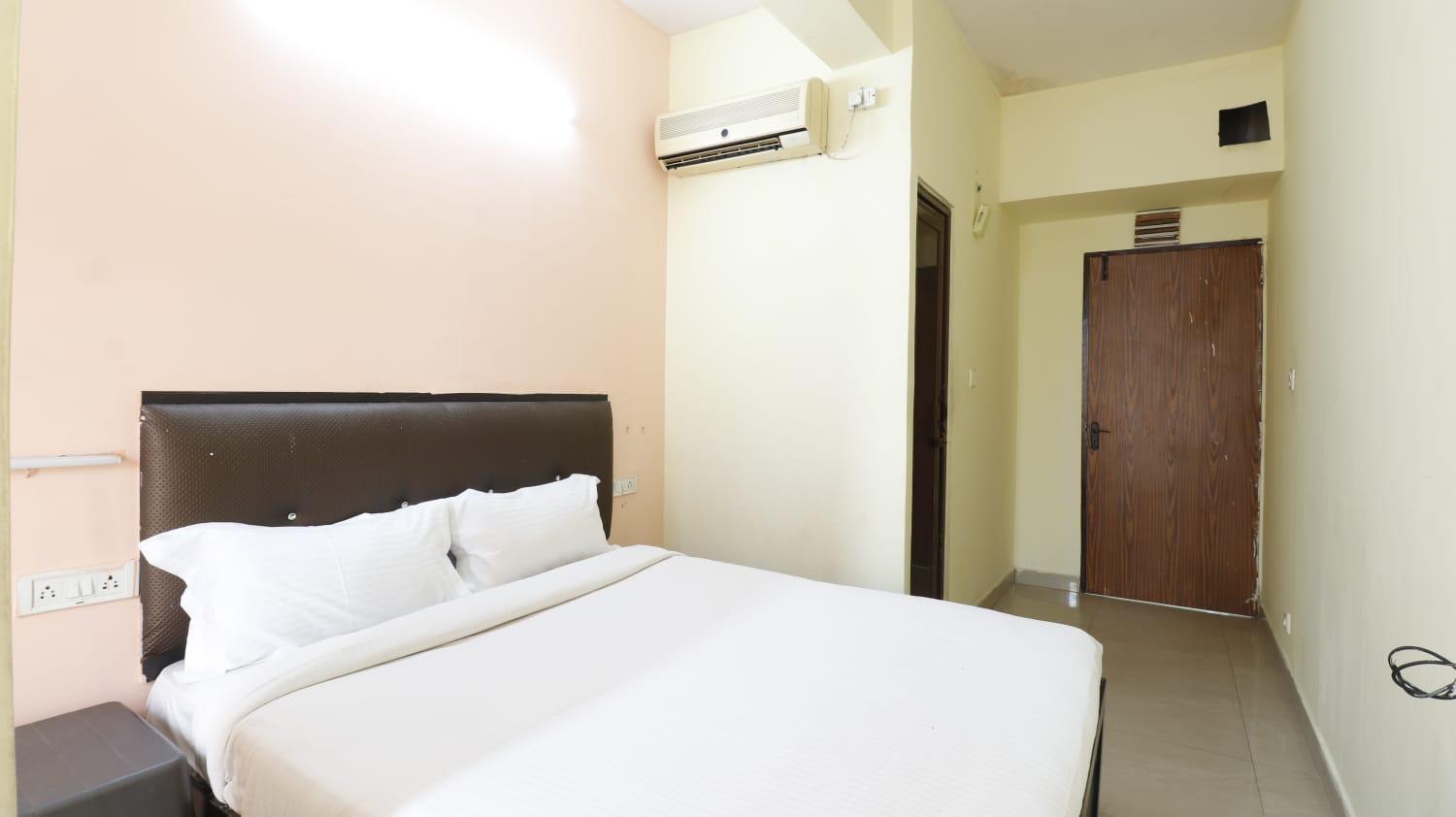 Royal Park Near Bellandhur,hsr Hotel 3*