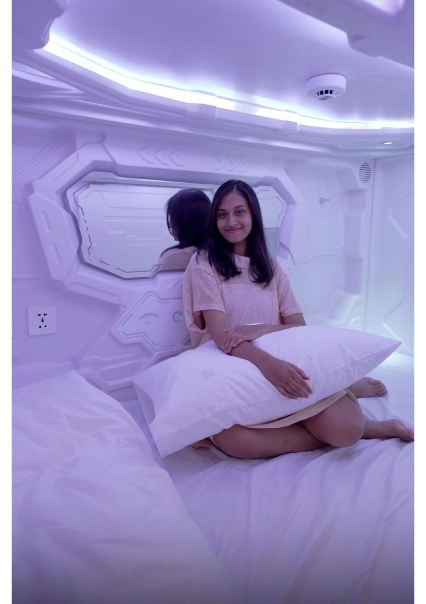 Blr Pods Capsule hotel *