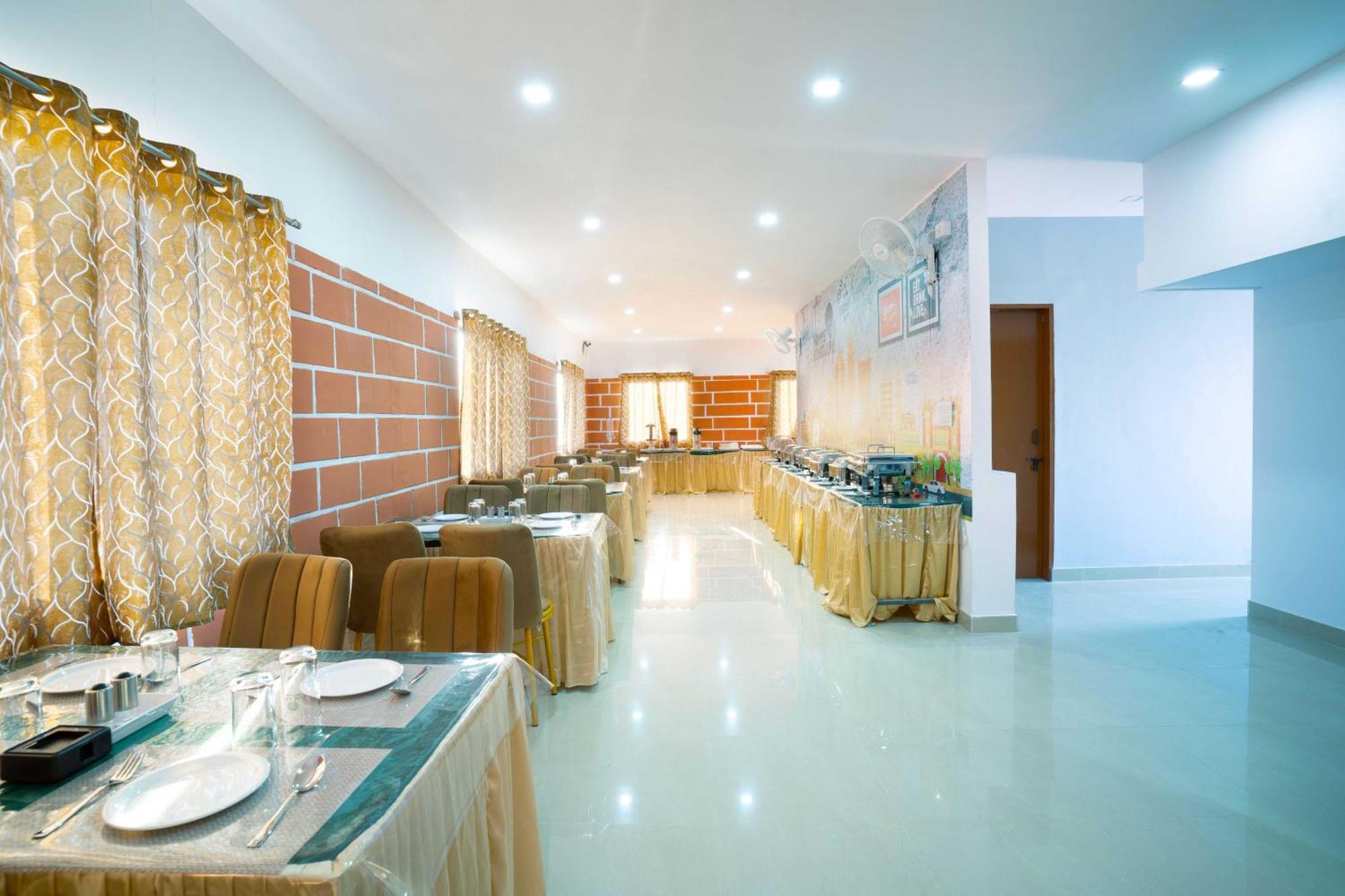 Treebo Galaxy Kings Suites, Hebbal Hotel 3*