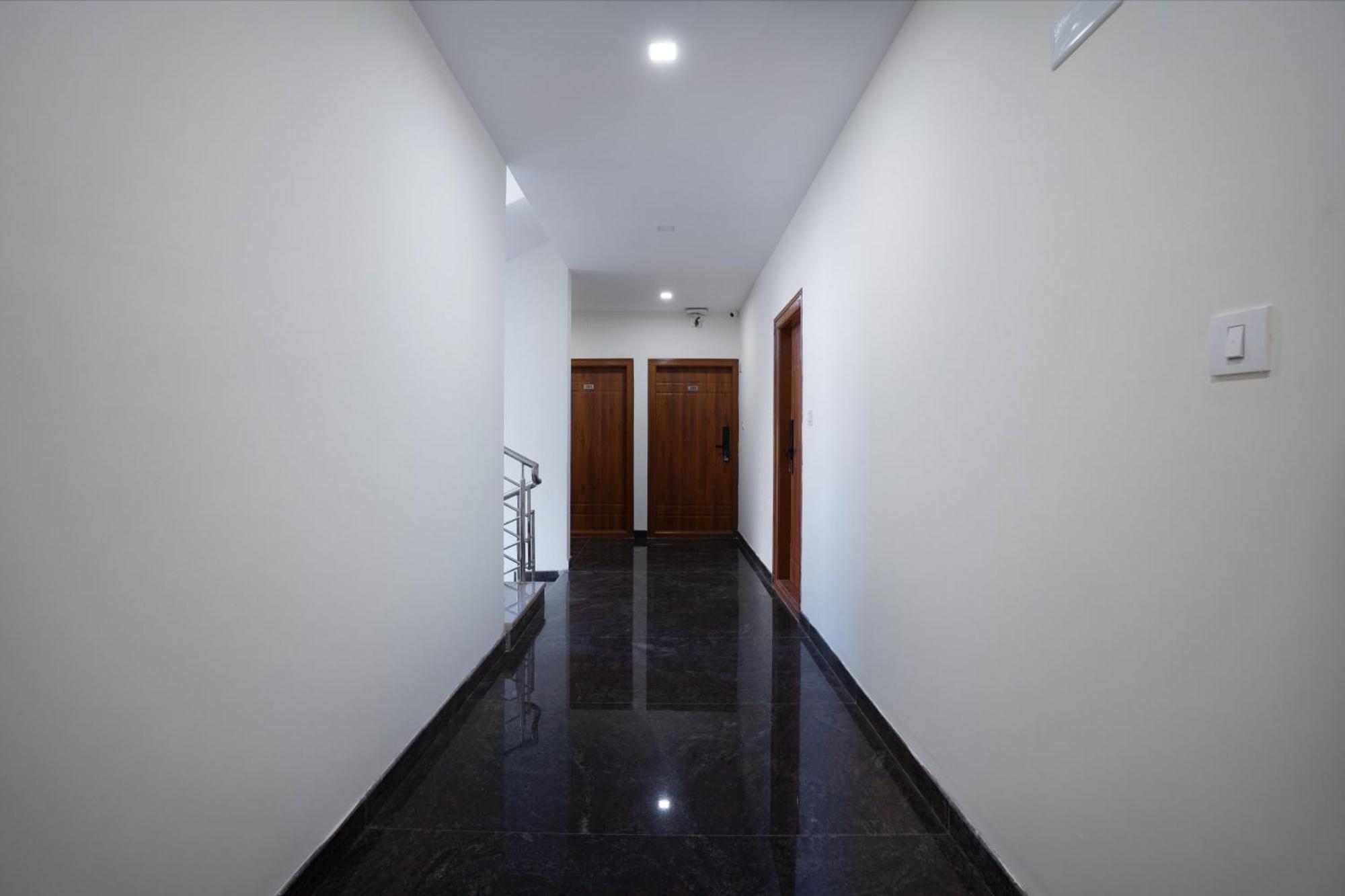 Treebo Galaxy Kings Suites, Hebbal Bangalore