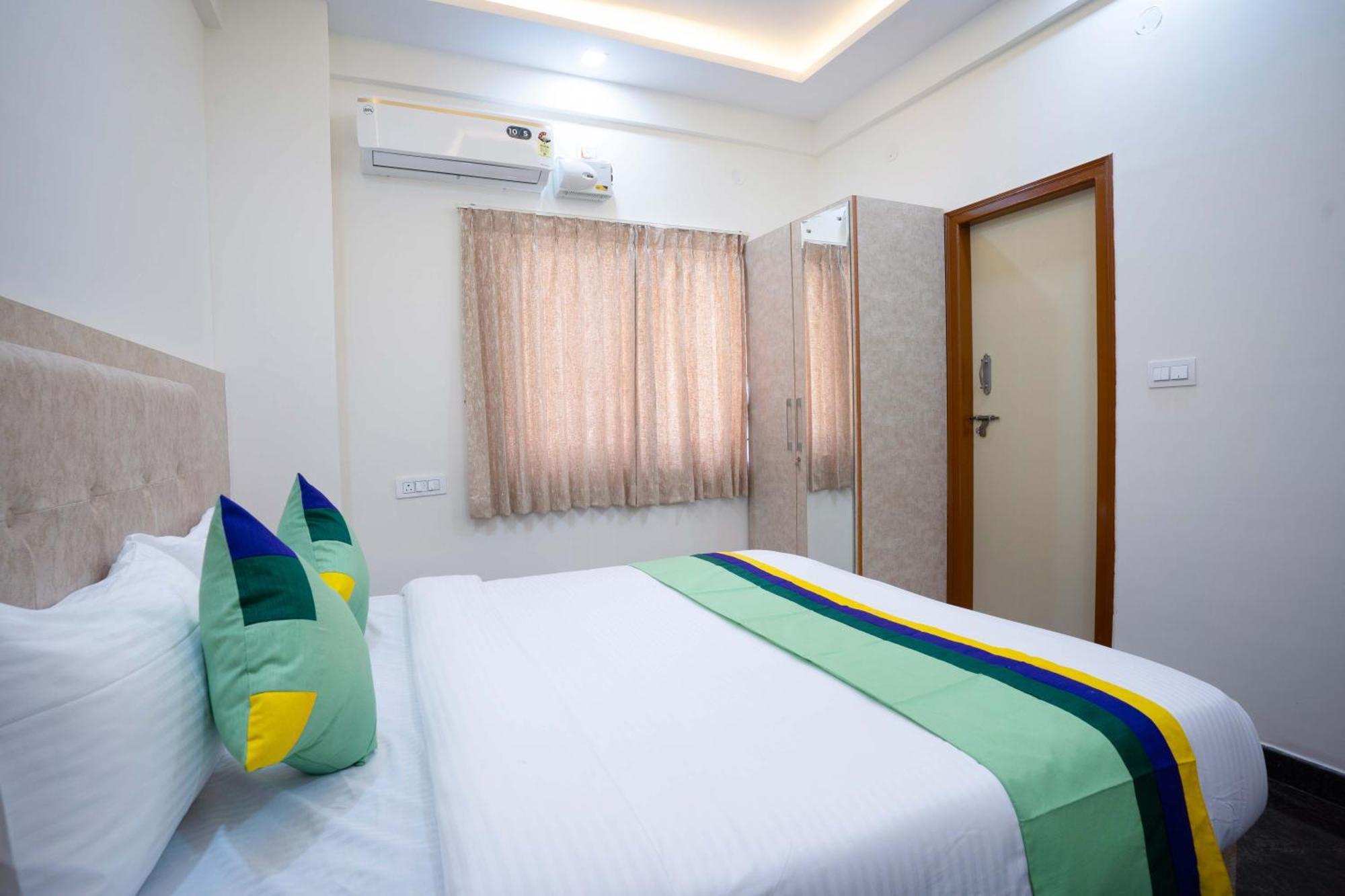 Treebo Galaxy Kings Suites, Hebbal Hotel