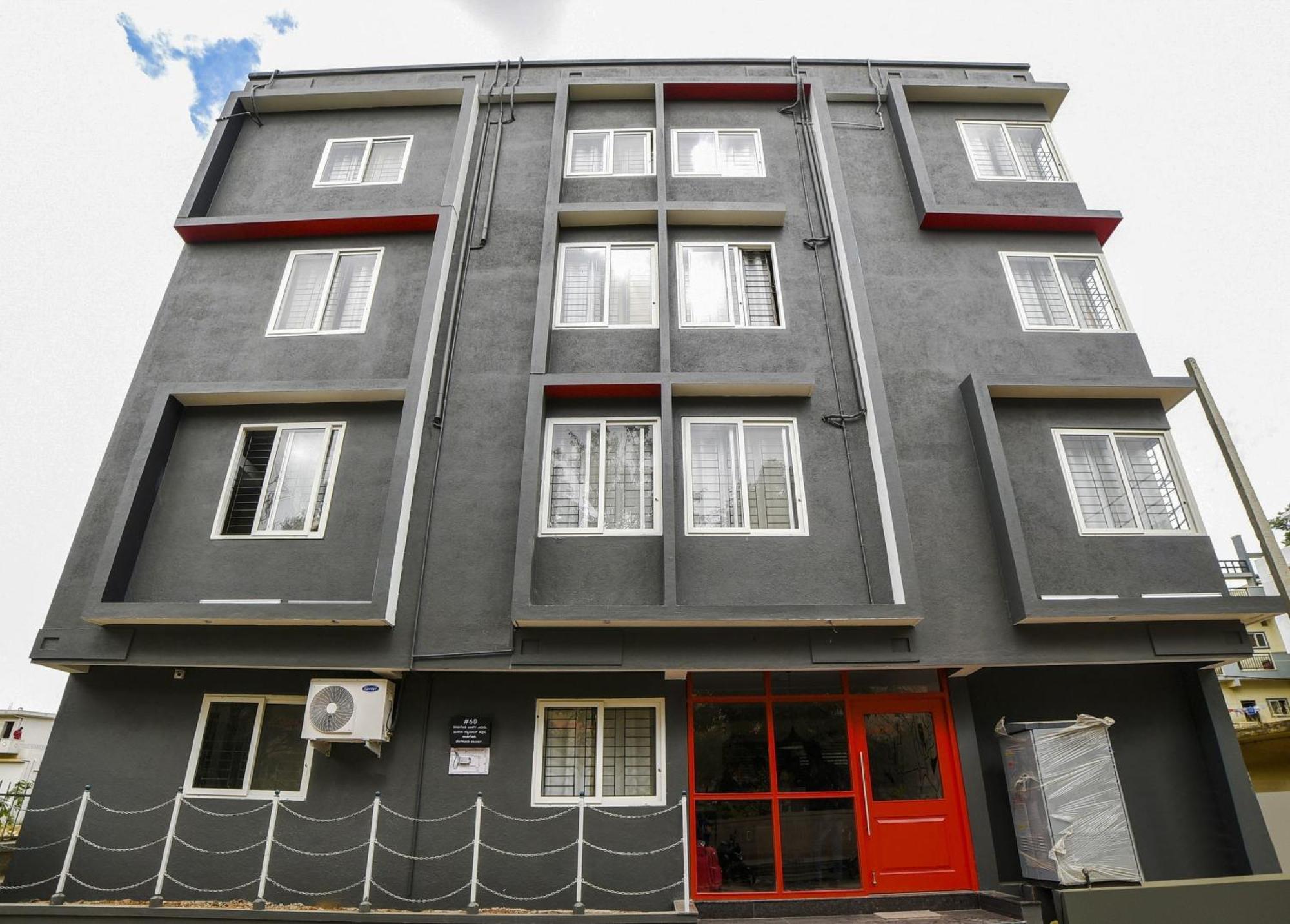 Hotel Townhouse Sarvar Hospitality Near Ascendas Park Square Mall Bangalore