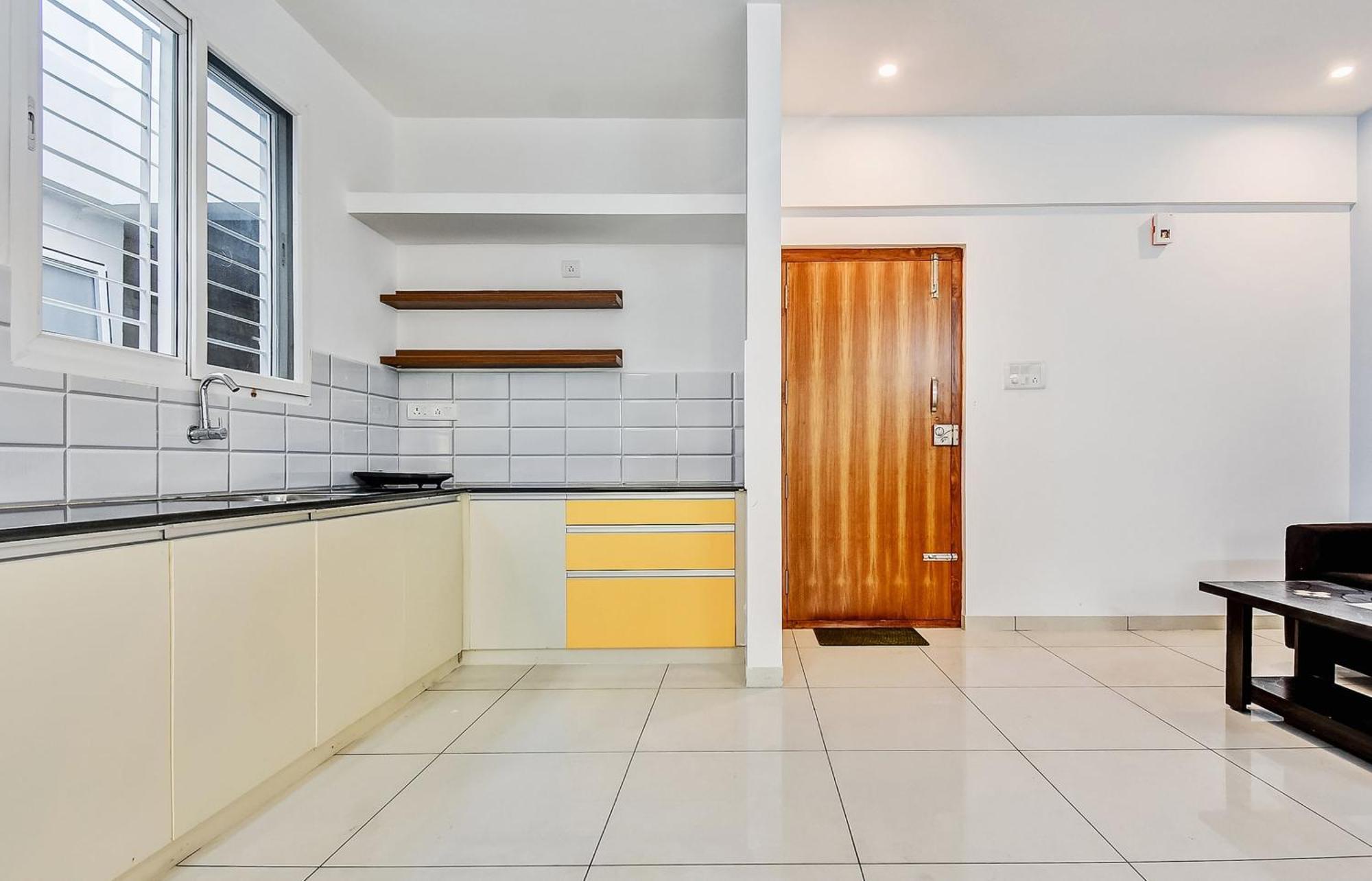 Guest house O Crystal Bangalore