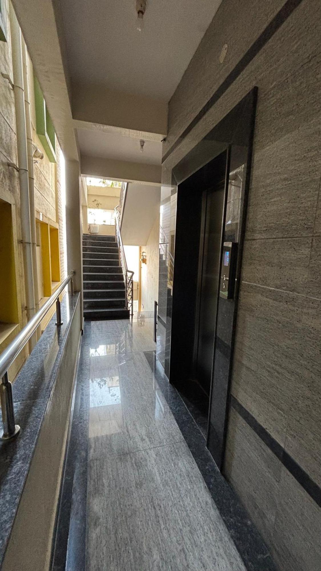 Apartment Premium 2bhk Retreat Hsr Family Professionals!