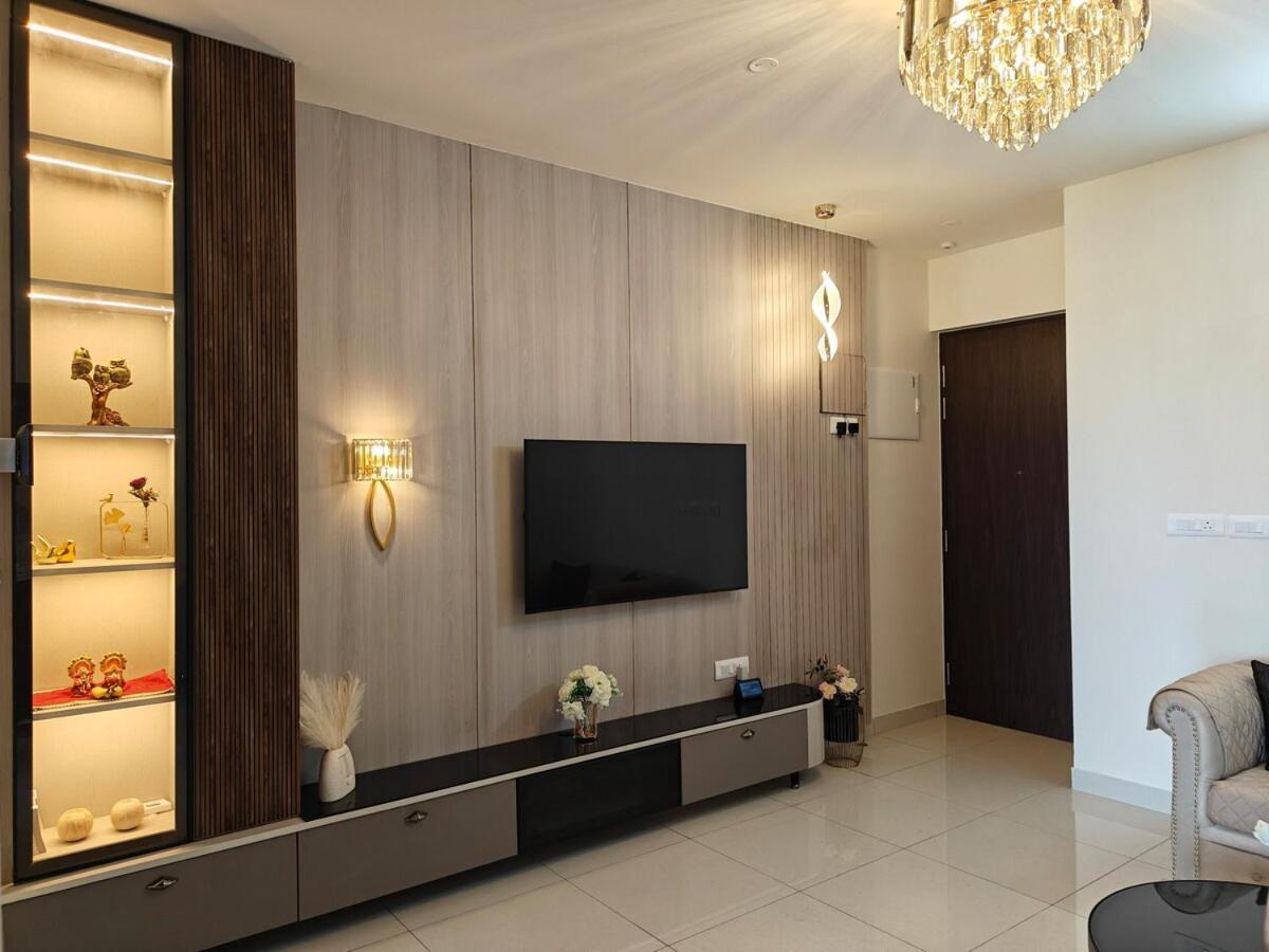 Luxurious Smart *