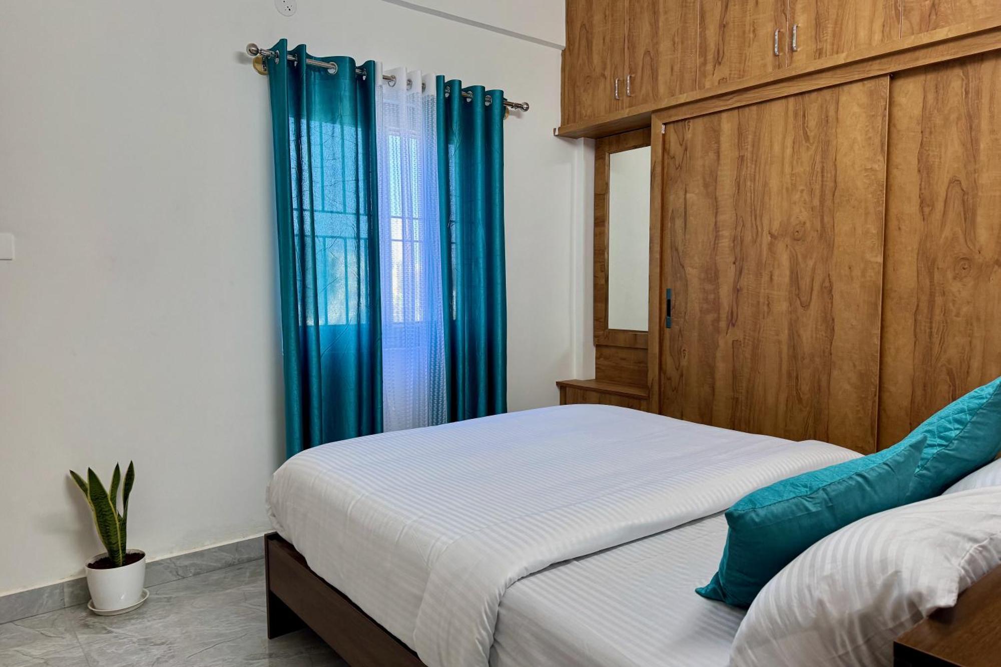 Truelife Whitefield - Premium 1 Bhk - Prime Location - Easy Access To Main Rd - Metro - Itpl - Fast Wifi - Kitchen - Smart Tv - Power Backup - Park - Garden Views Bangalore