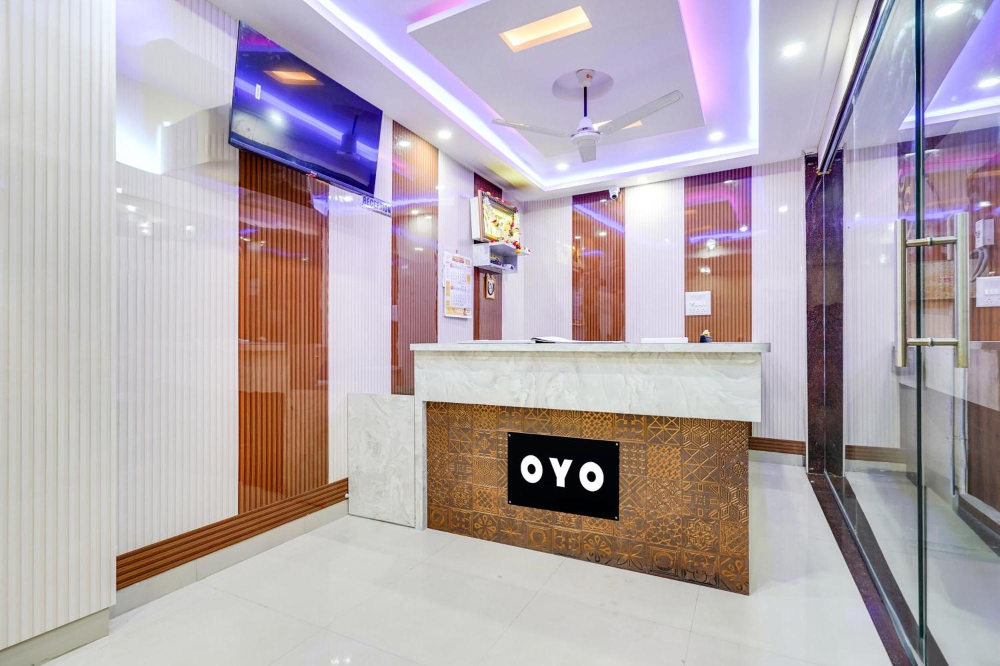 O Champion Galaxy Hotel 3*