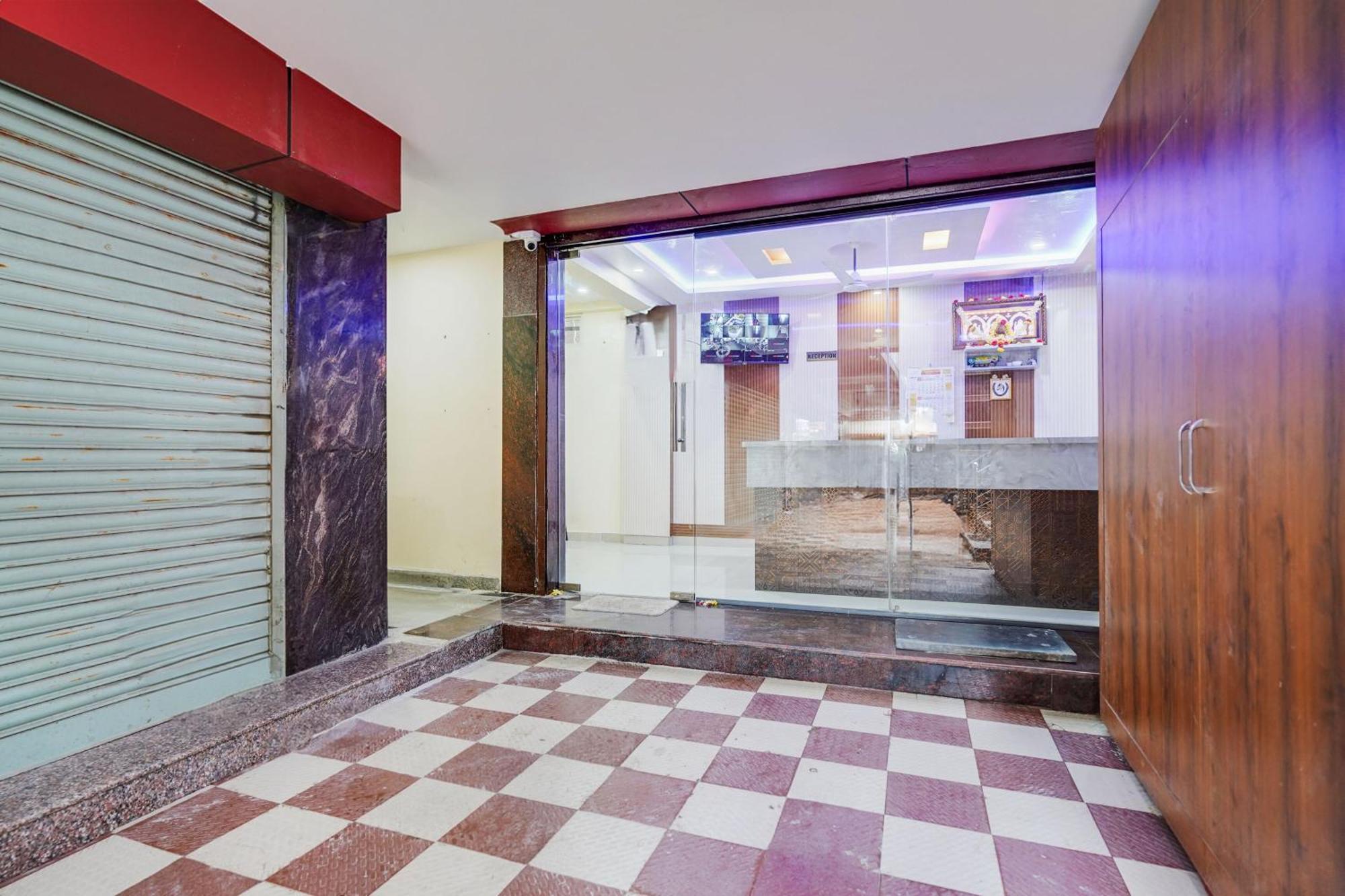 Hotel O Champion Galaxy 3*