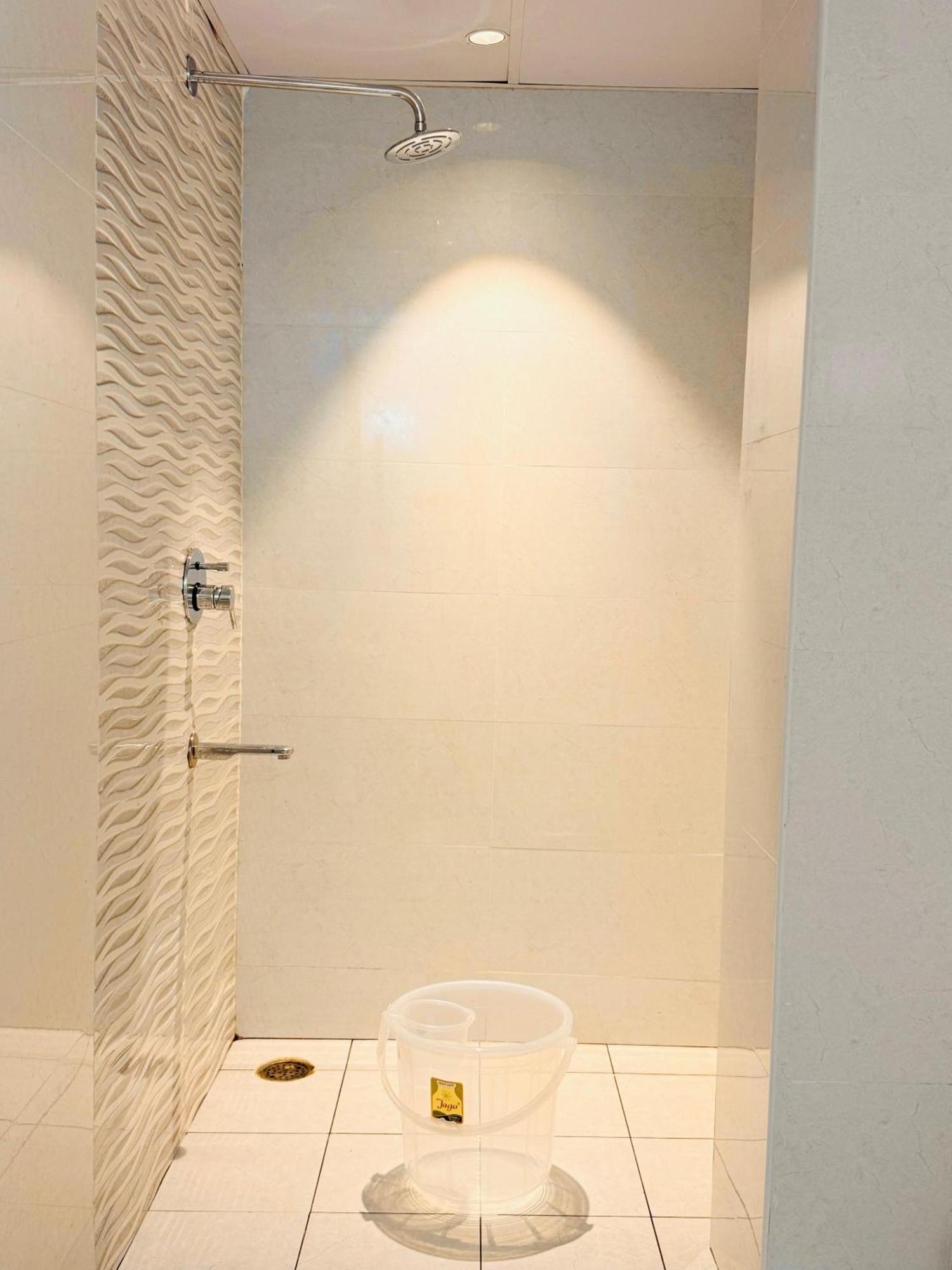 Star Avenue - Indiranagar 3*