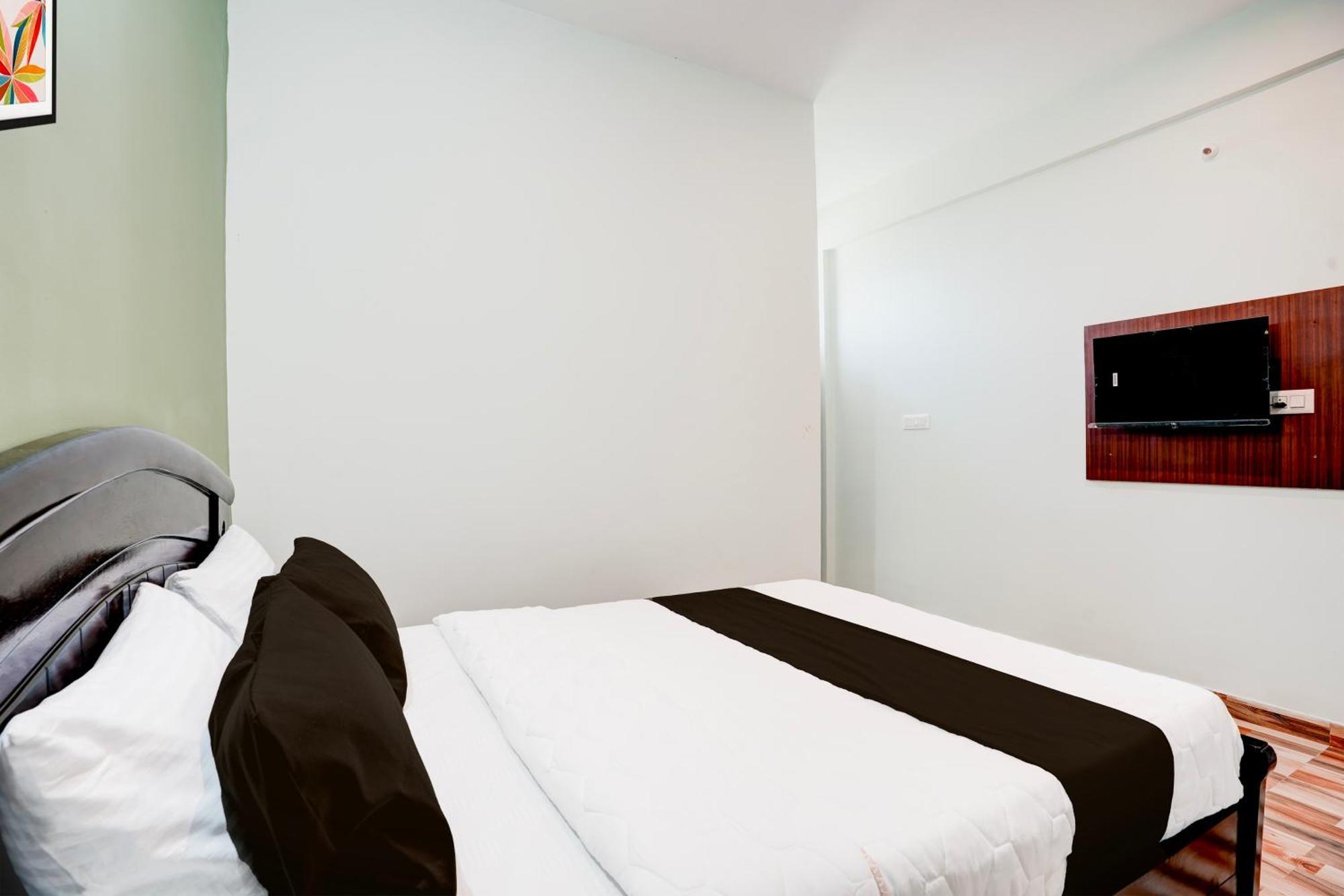 O The Secret Place 3* Bangalore