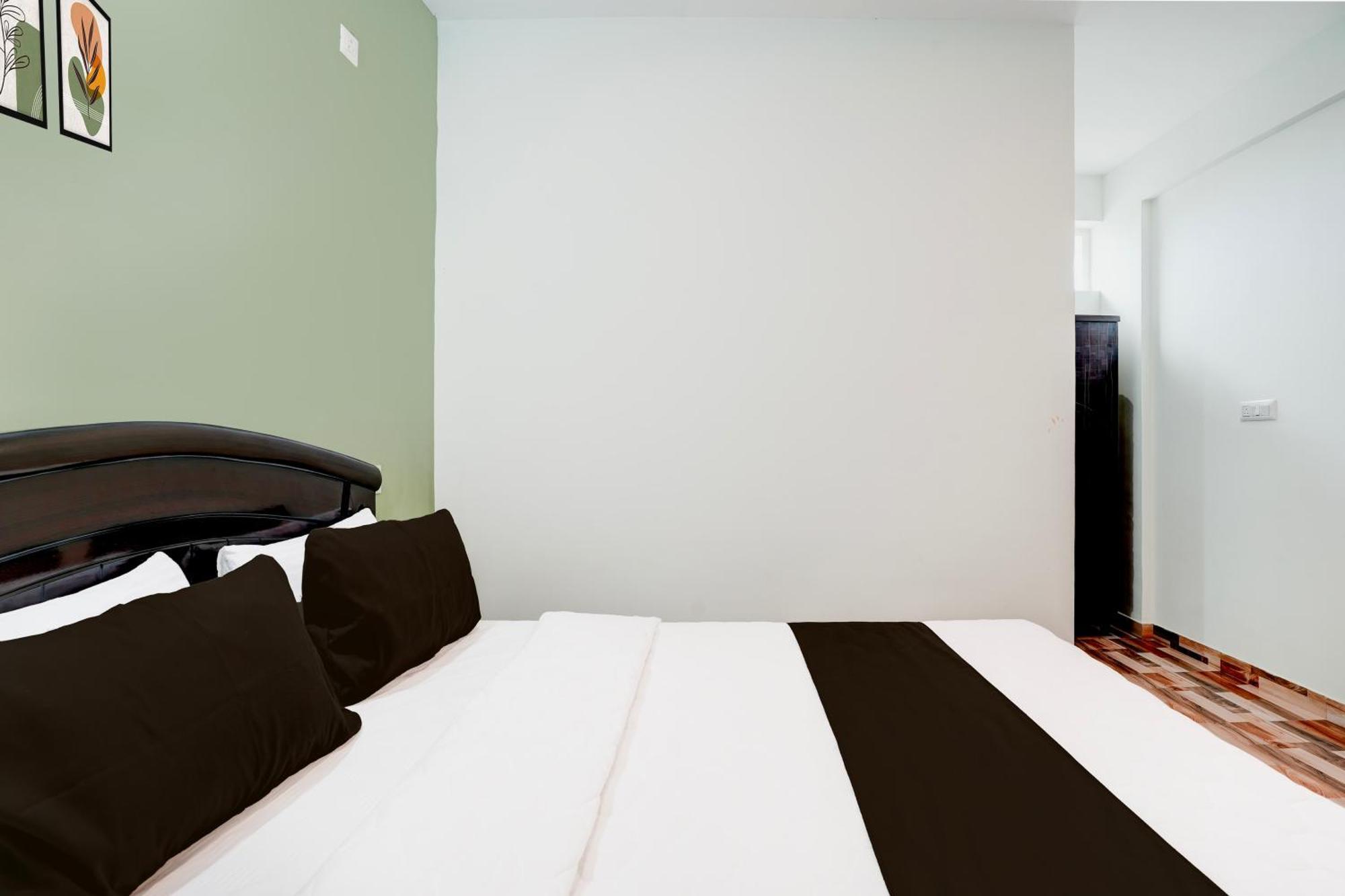 O The Secret Place Hotel