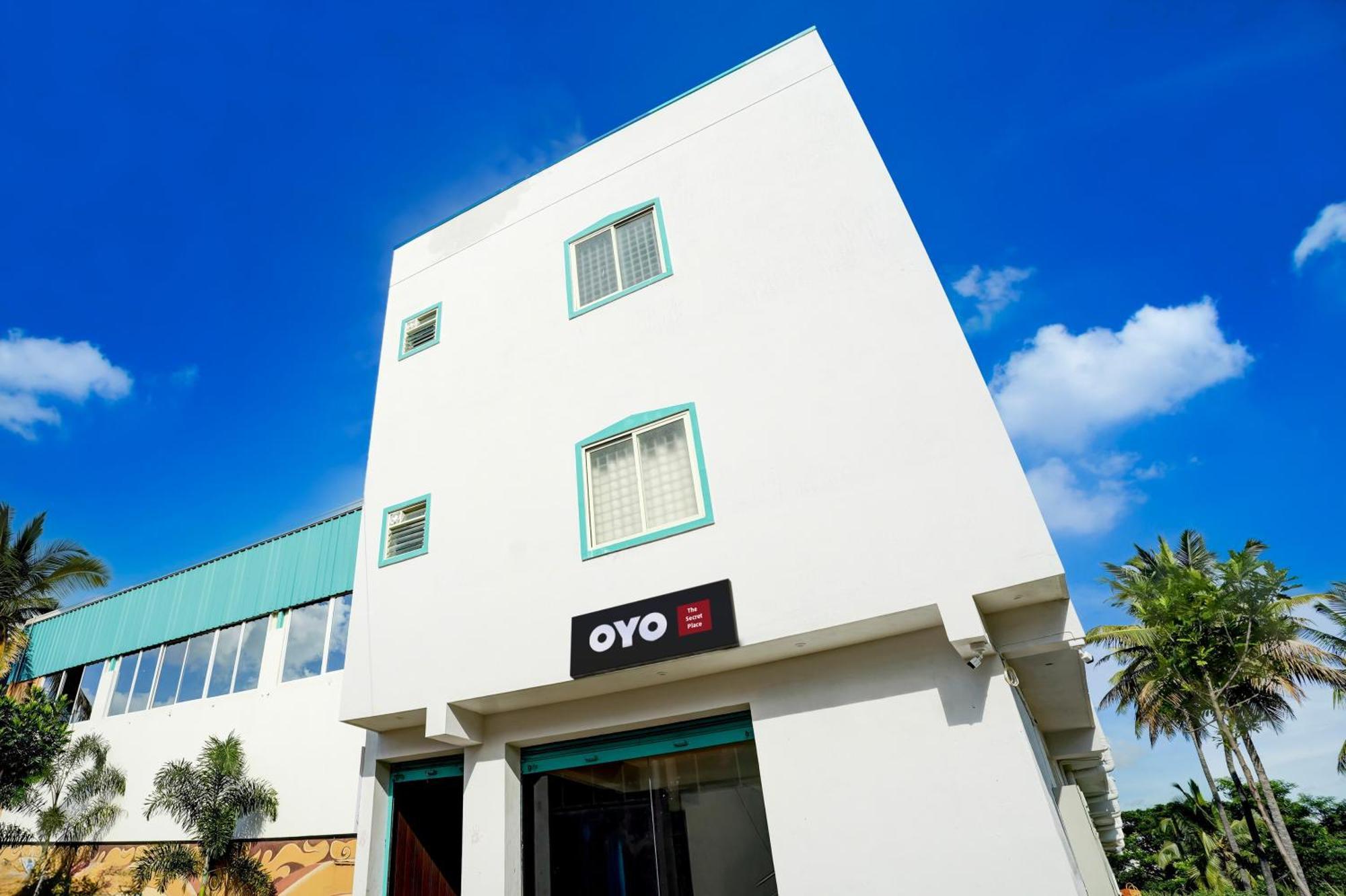 Hotel O The Secret Place