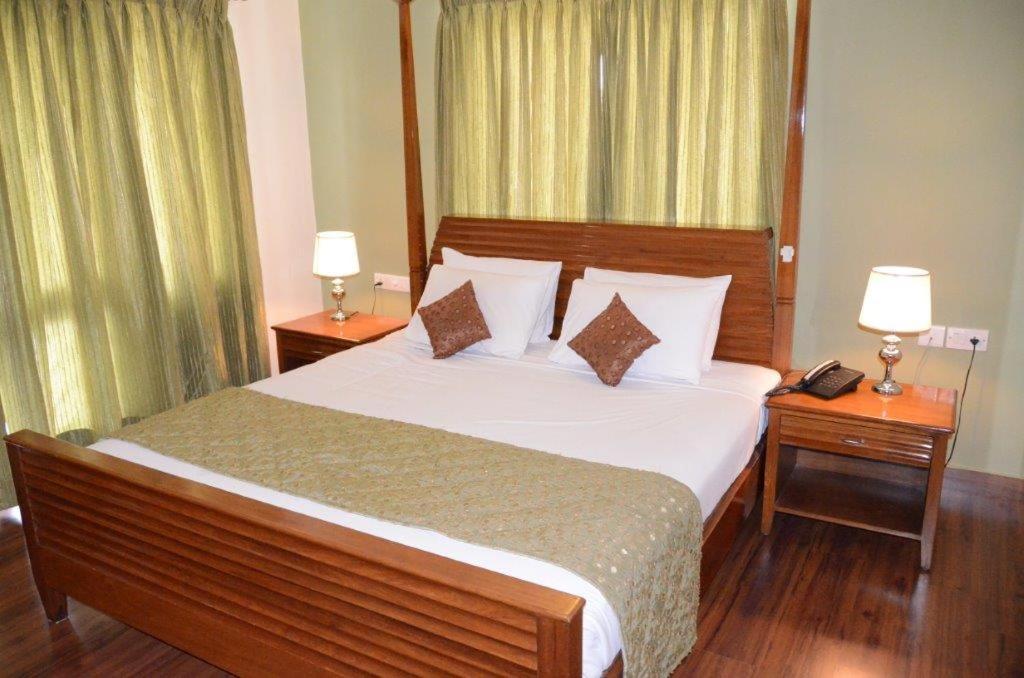 Hotel Trinity 2*