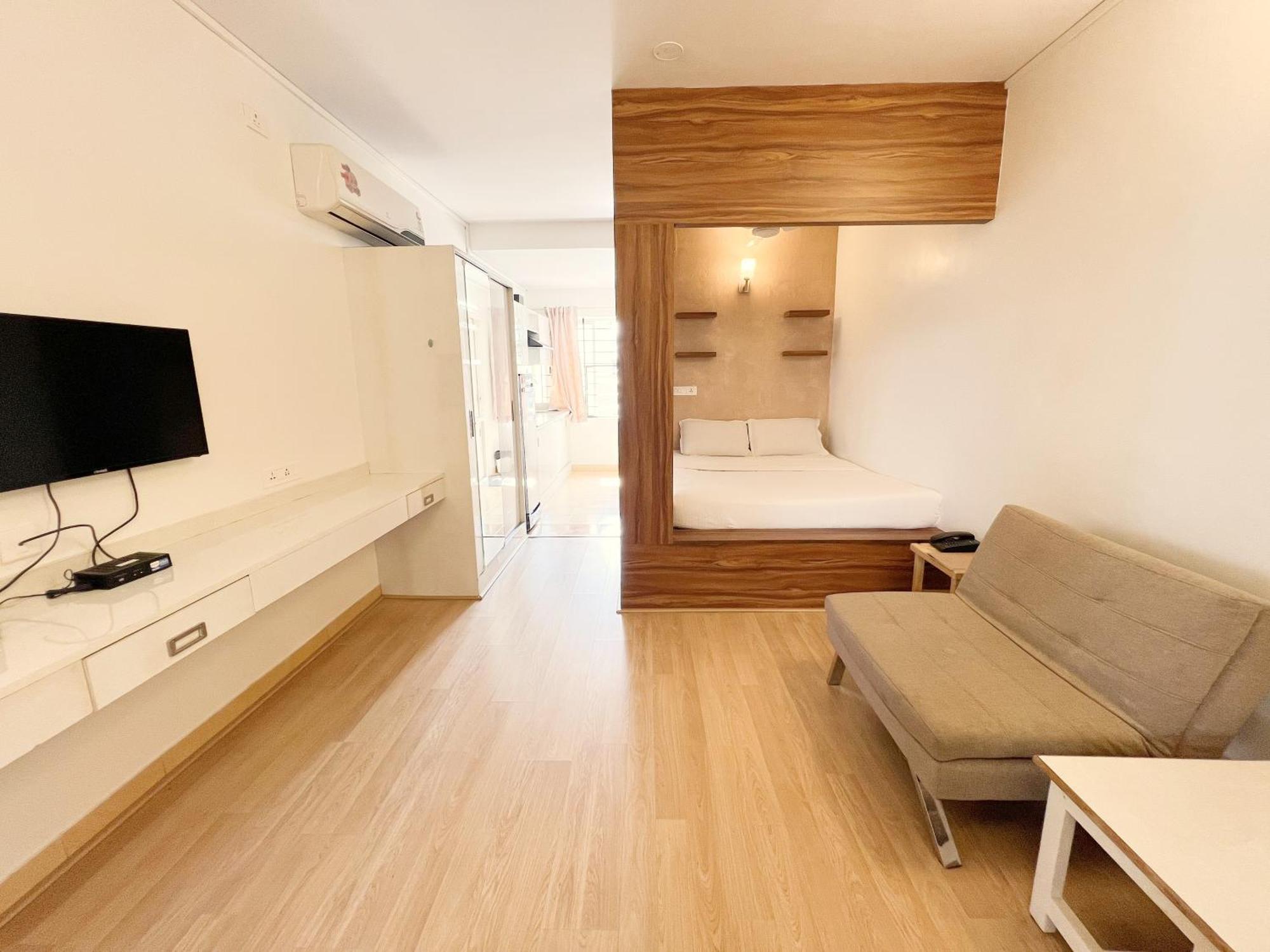 Hotel Vellara Bangalore