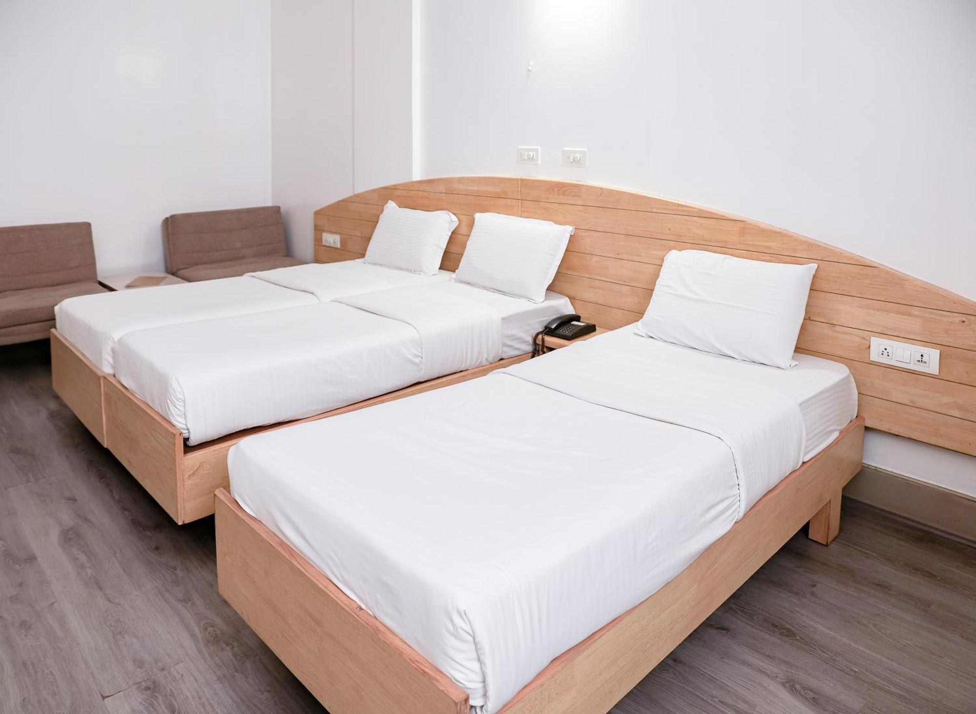 Hotel Vellara Bangalore