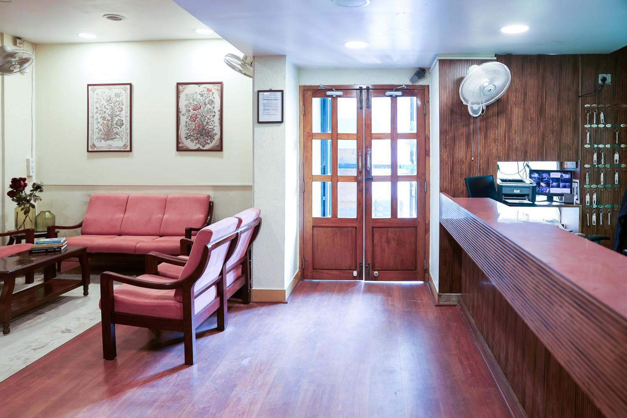 Hotel Vellara Bangalore