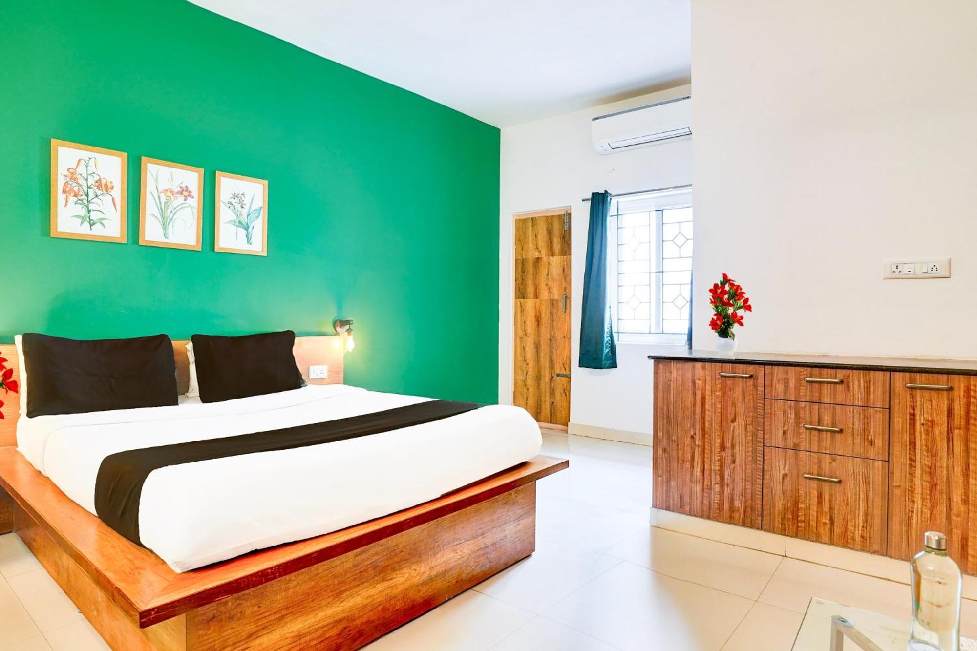 Super Collection O Sarjapura Road Kasavanahalli Hotel