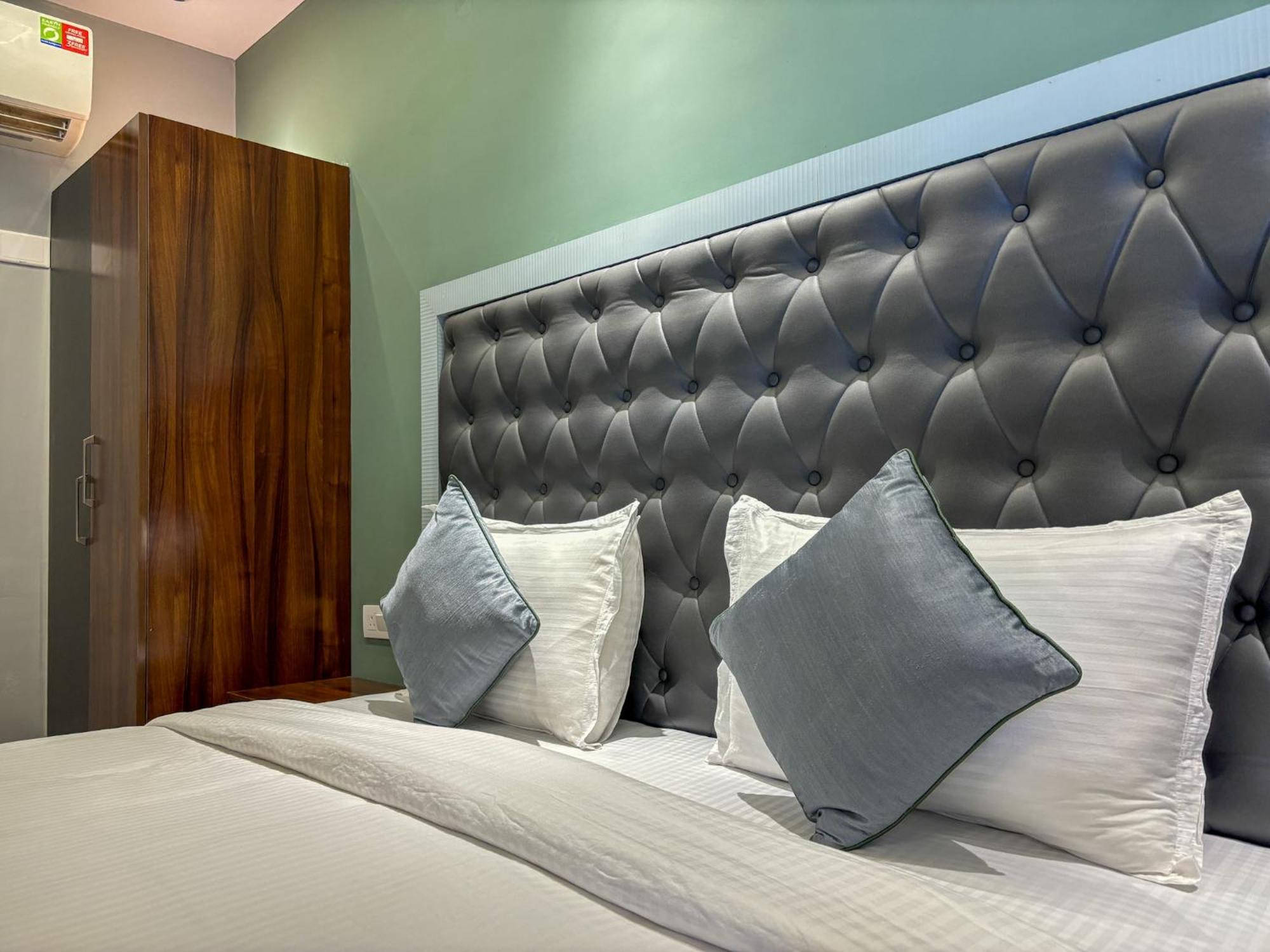 Hotel Palm Mystic - Indiranagar
