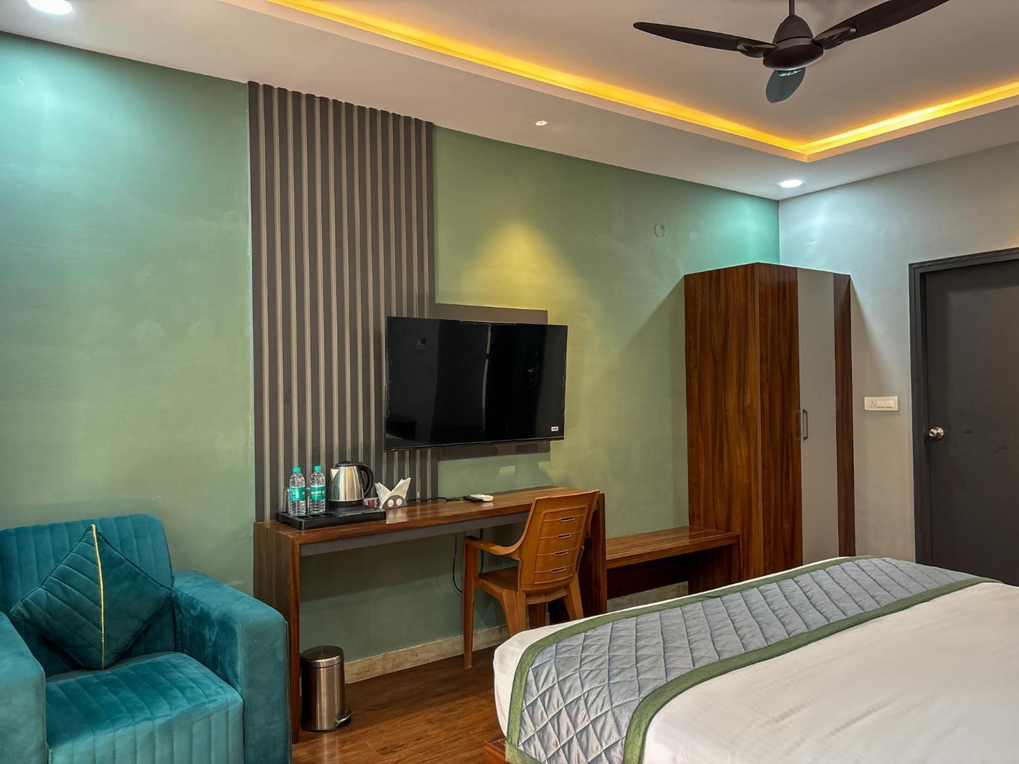 Hotel Palm Mystic - Indiranagar Bangalore
