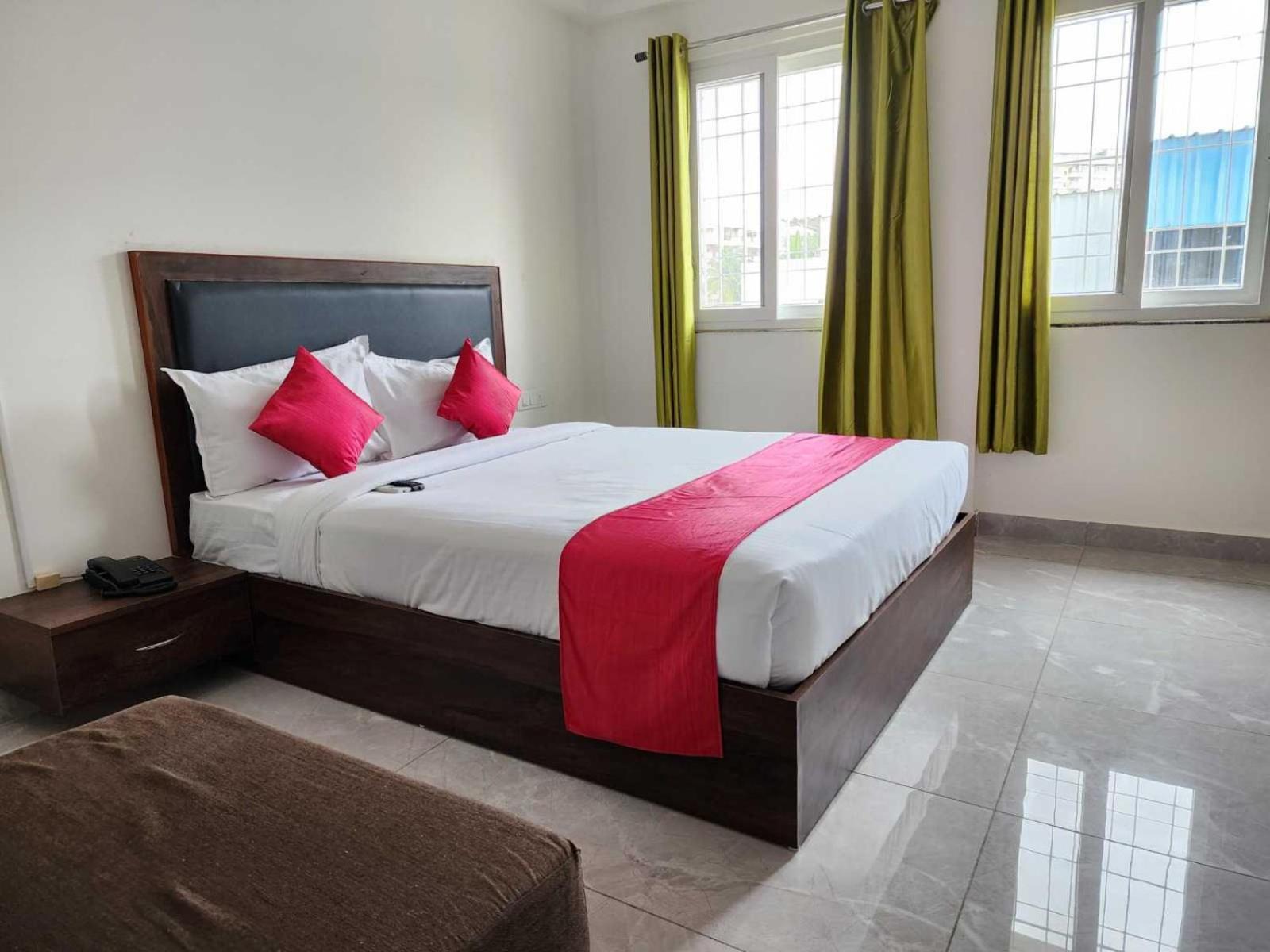 Collection O Dreams Iinn Hotel Bangalore