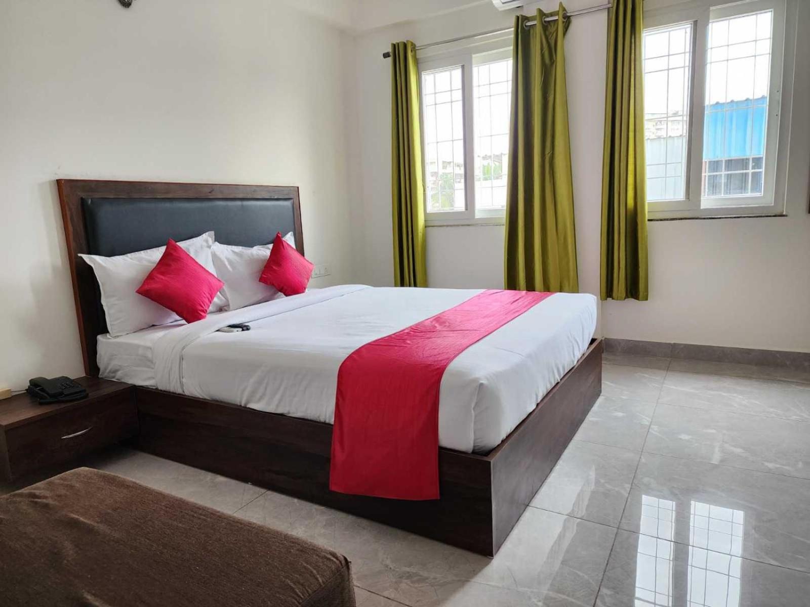 Collection O Dreams Iinn Hotel Bangalore