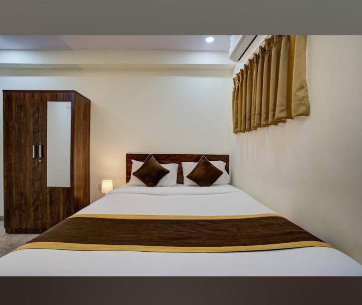 Madiwala Grand Hotel Bangalore