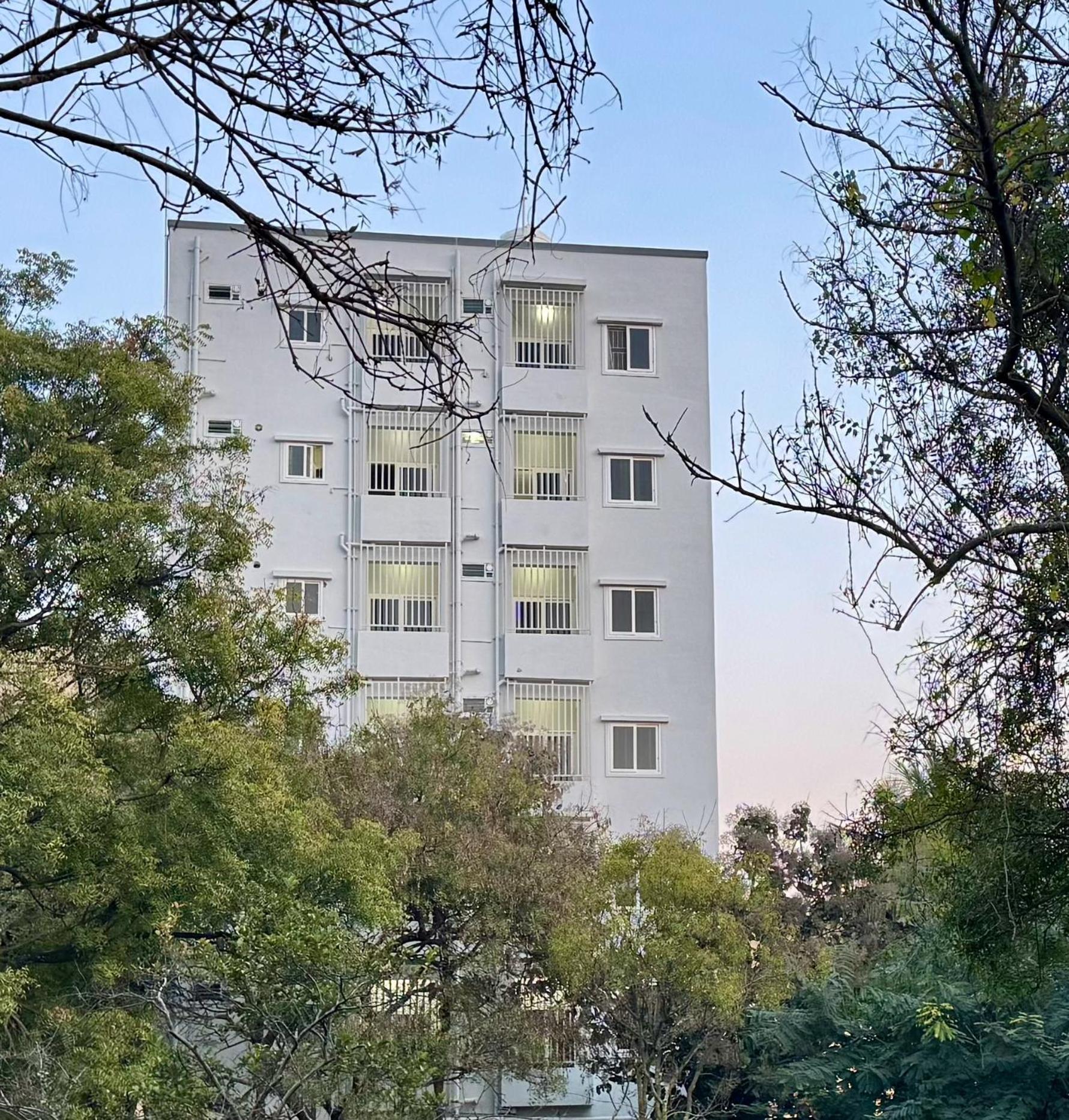 Truelife Whitefield - Premium 1 Bhk - Prime Location - Easy Access To Main Rd - Metro - Itpl - Fast Wifi - Kitchen - Smart Tv - Power Backup - Park - Garden Views Bangalore