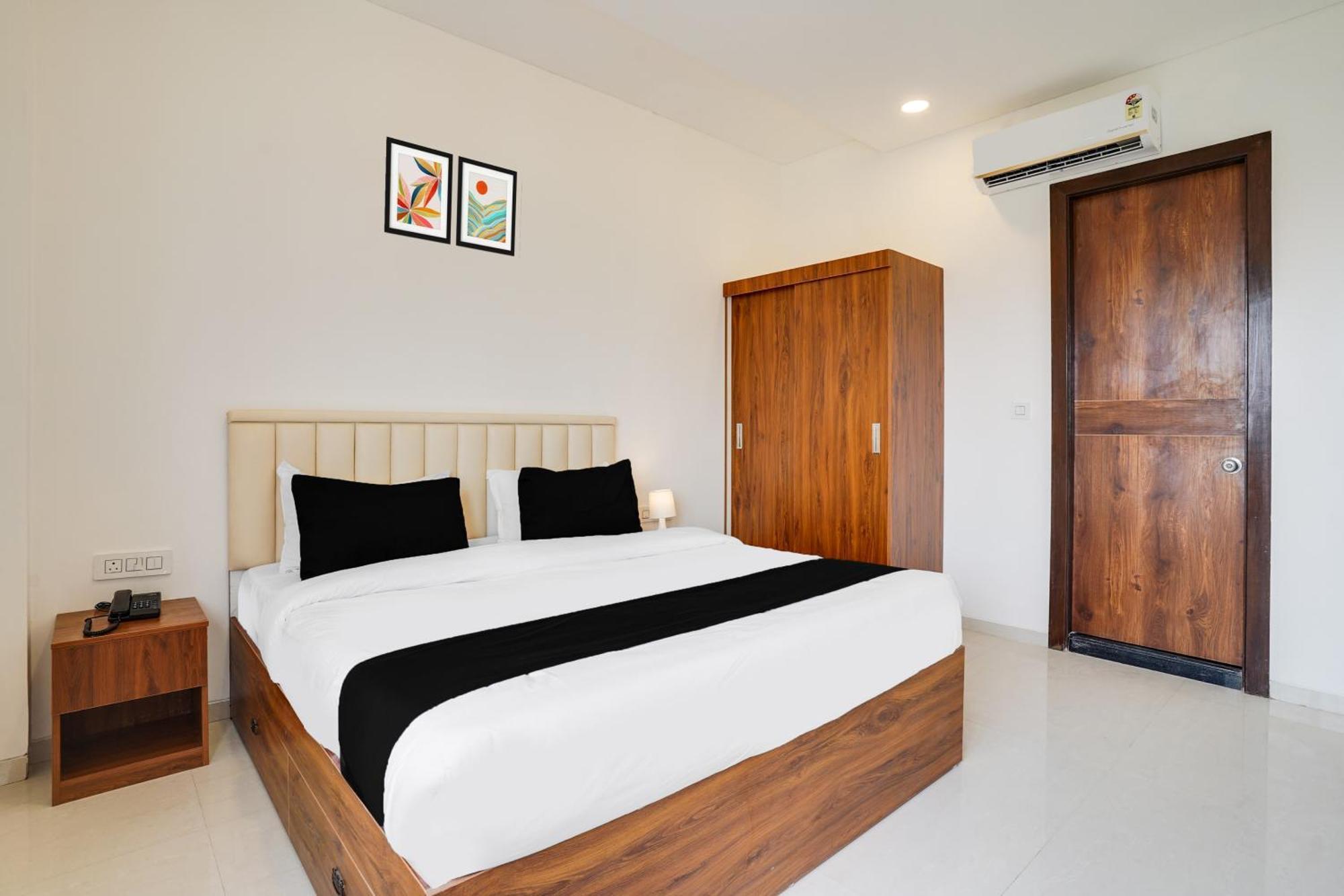 Hotel Super Townhouse Oak Xotel Near Silk Board Metro 3*