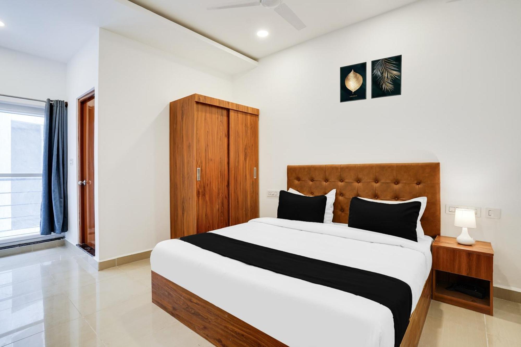 Super Townhouse Oak Xotel Near Silk Board Metro Hotel 3*
